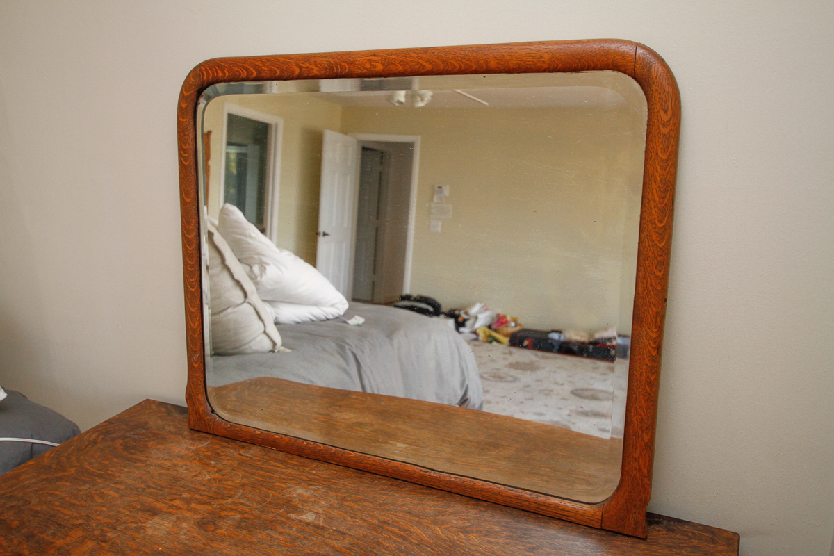 Antique Victorian Oak Bow Front Chest of Drawers with Mirror