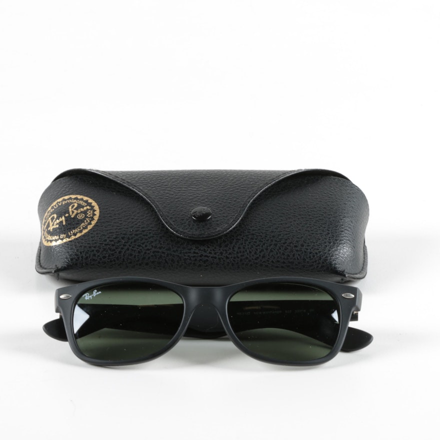 Ray-Ban Wayfarer Sunglasses