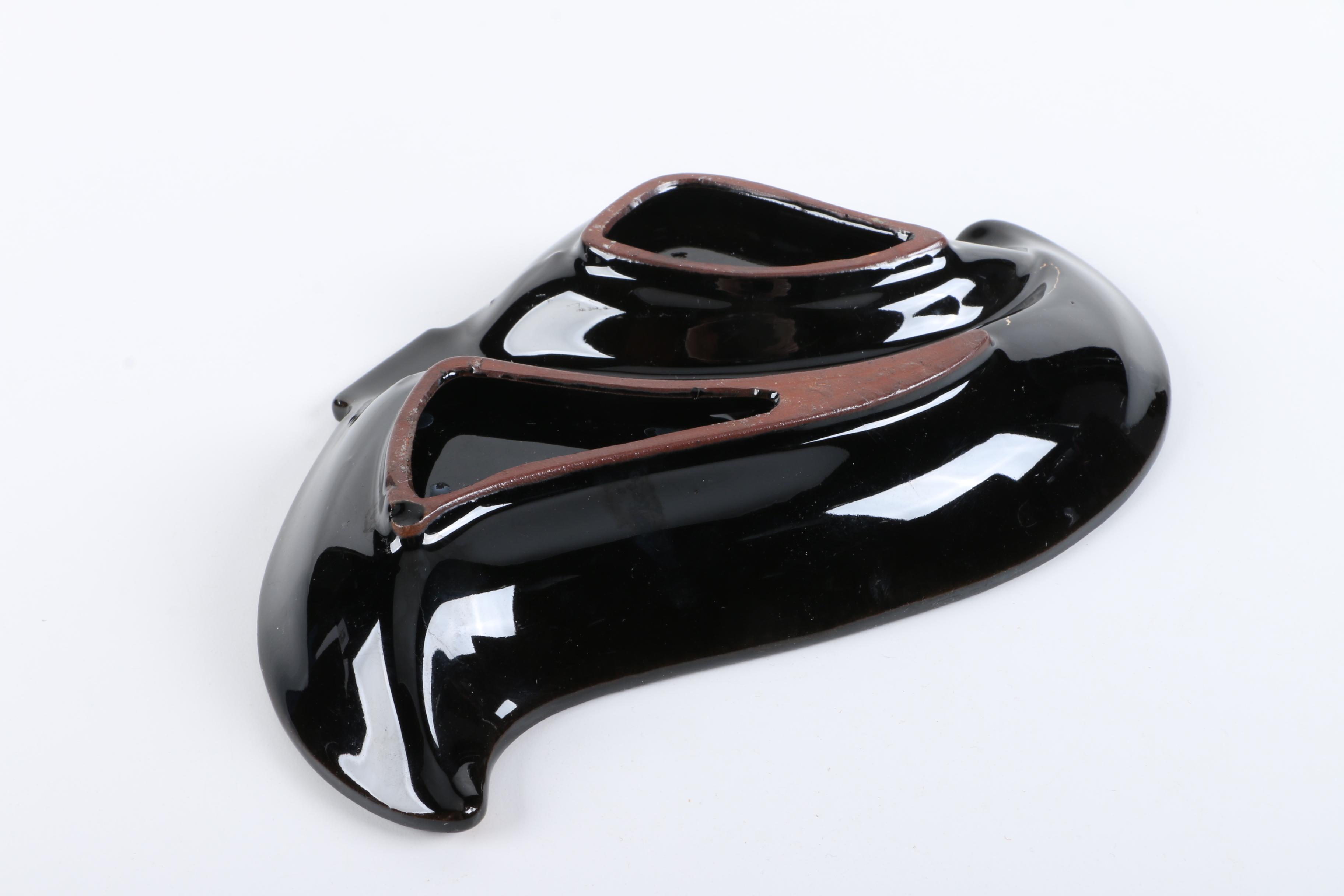 Vintage Ceramic Ash Receivers Featuring Royal Haeger