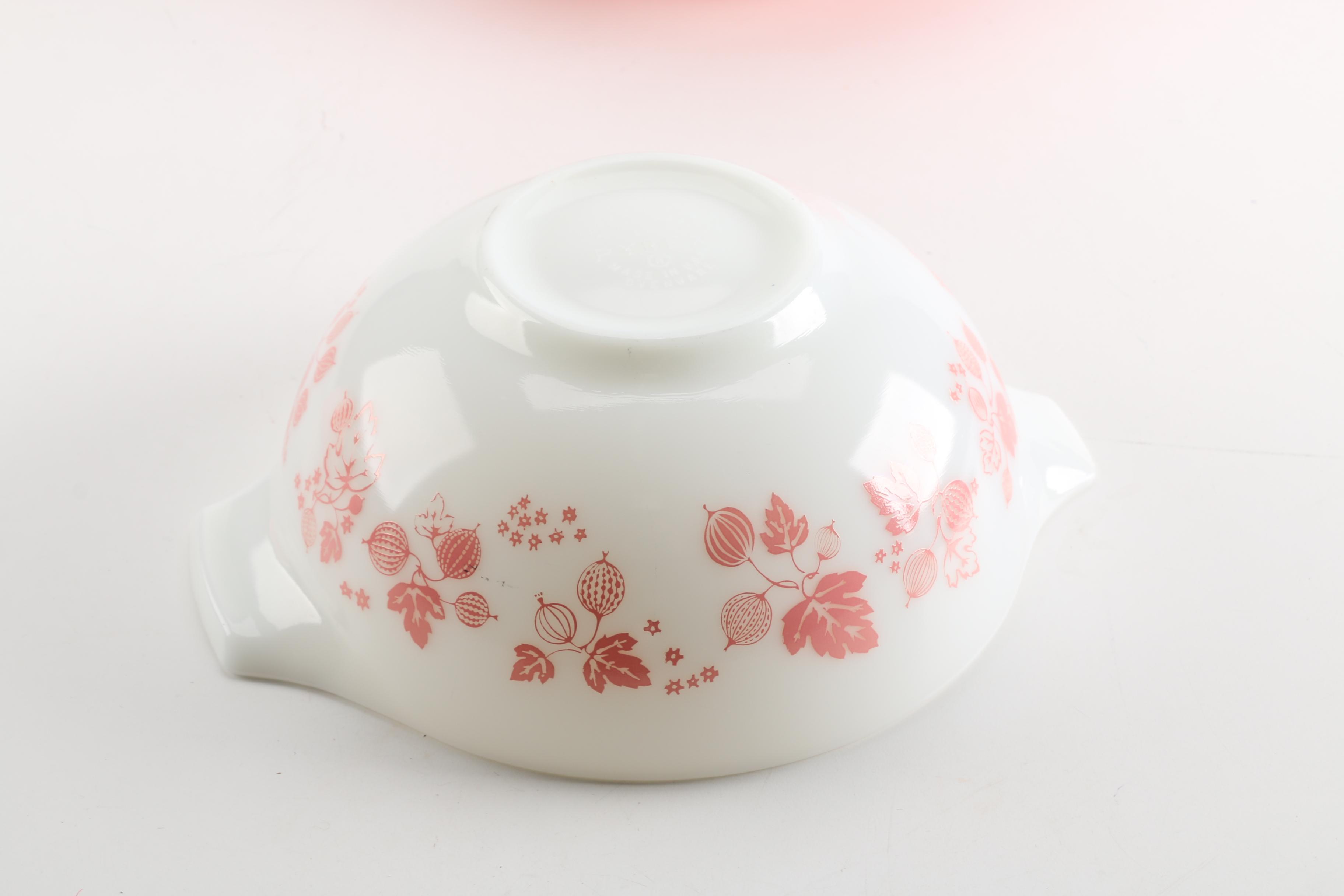 Vintage Pyrex "Gooseberry" Cinderella Nesting Mixing Bowls