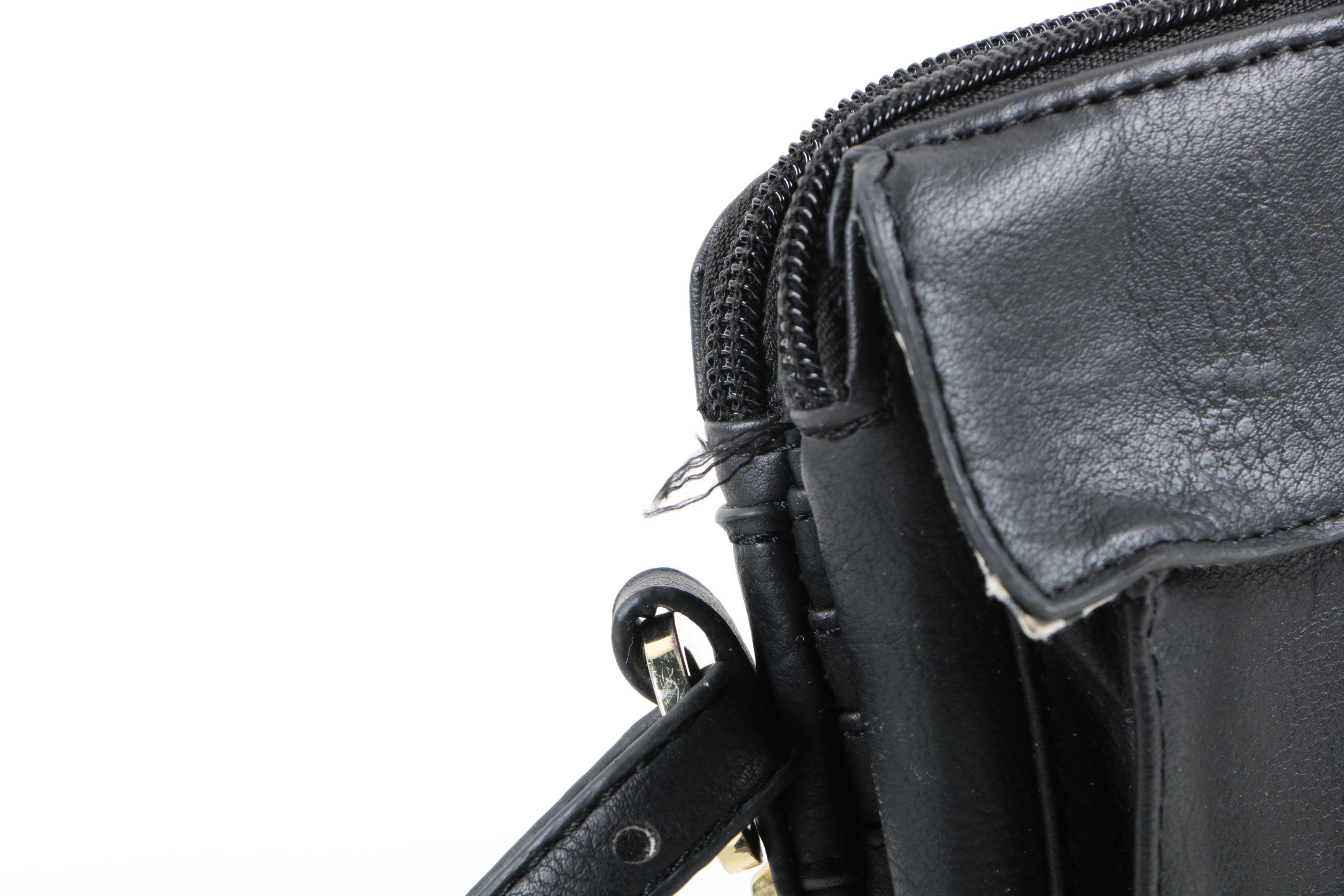 Pouchee Black Leather Crossbody Purse