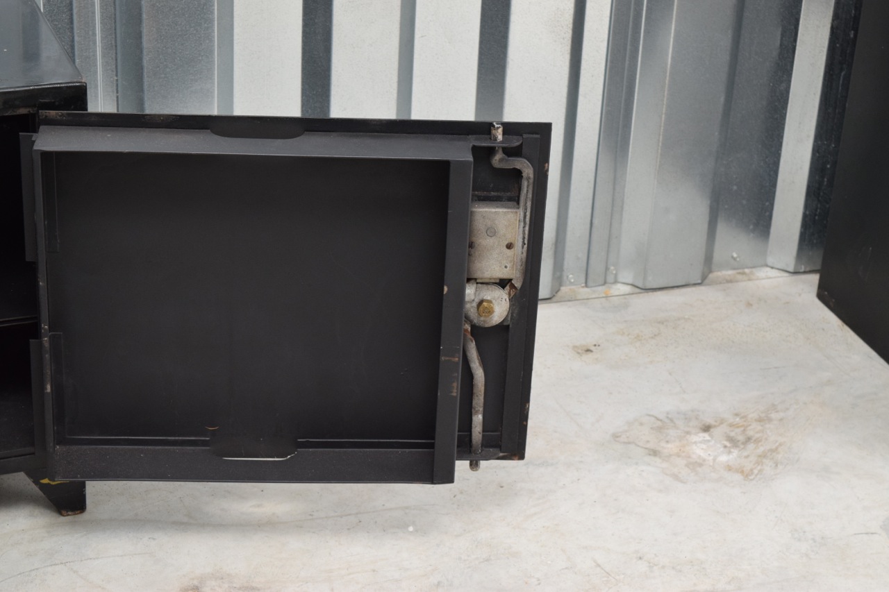 Reproduction Wells Fargo Double Door Safe