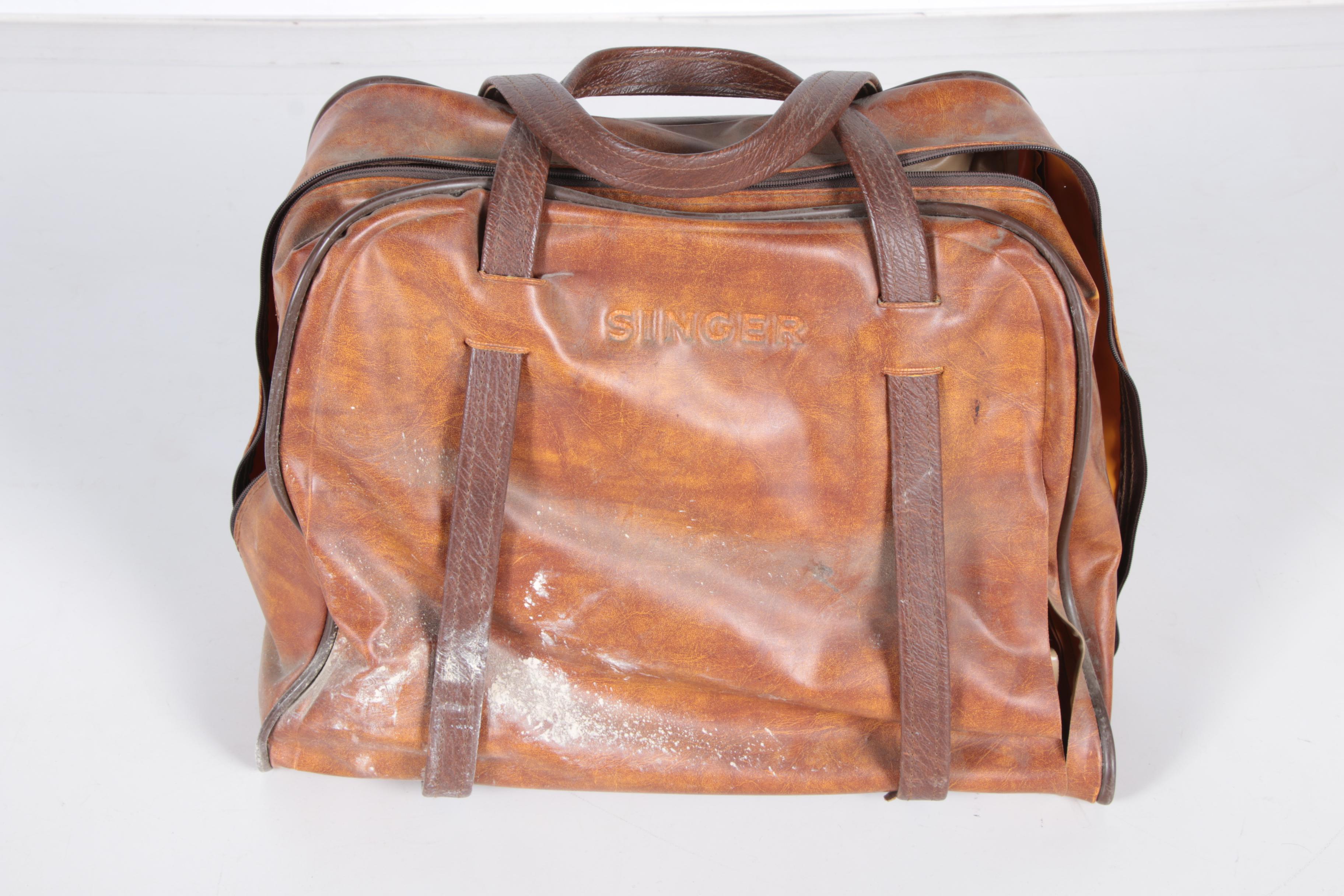 Vintage Singer 6106 Sewing Machine with Accessories