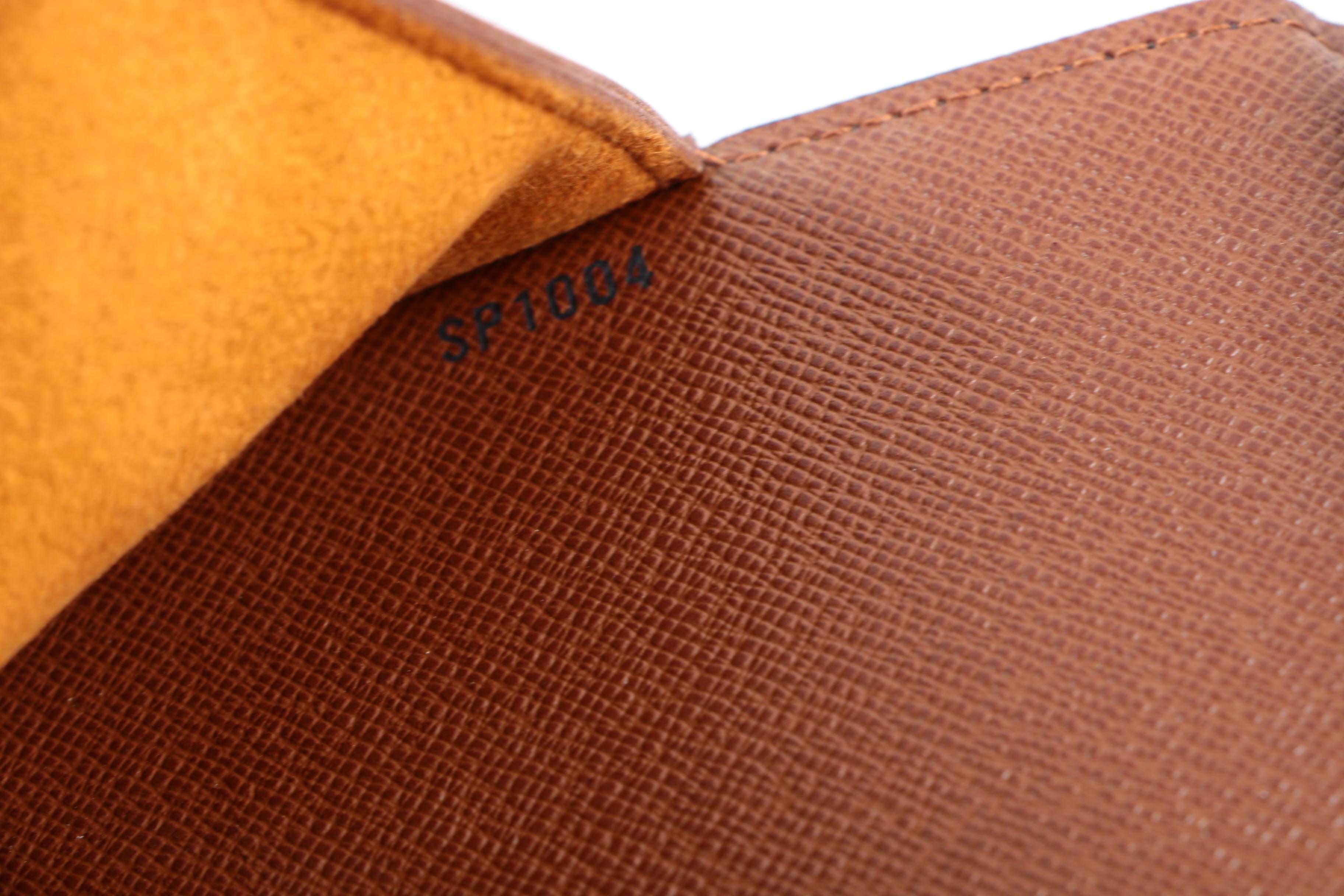 Louis Vuitton Monogram Agenda Scrapbook Organizer