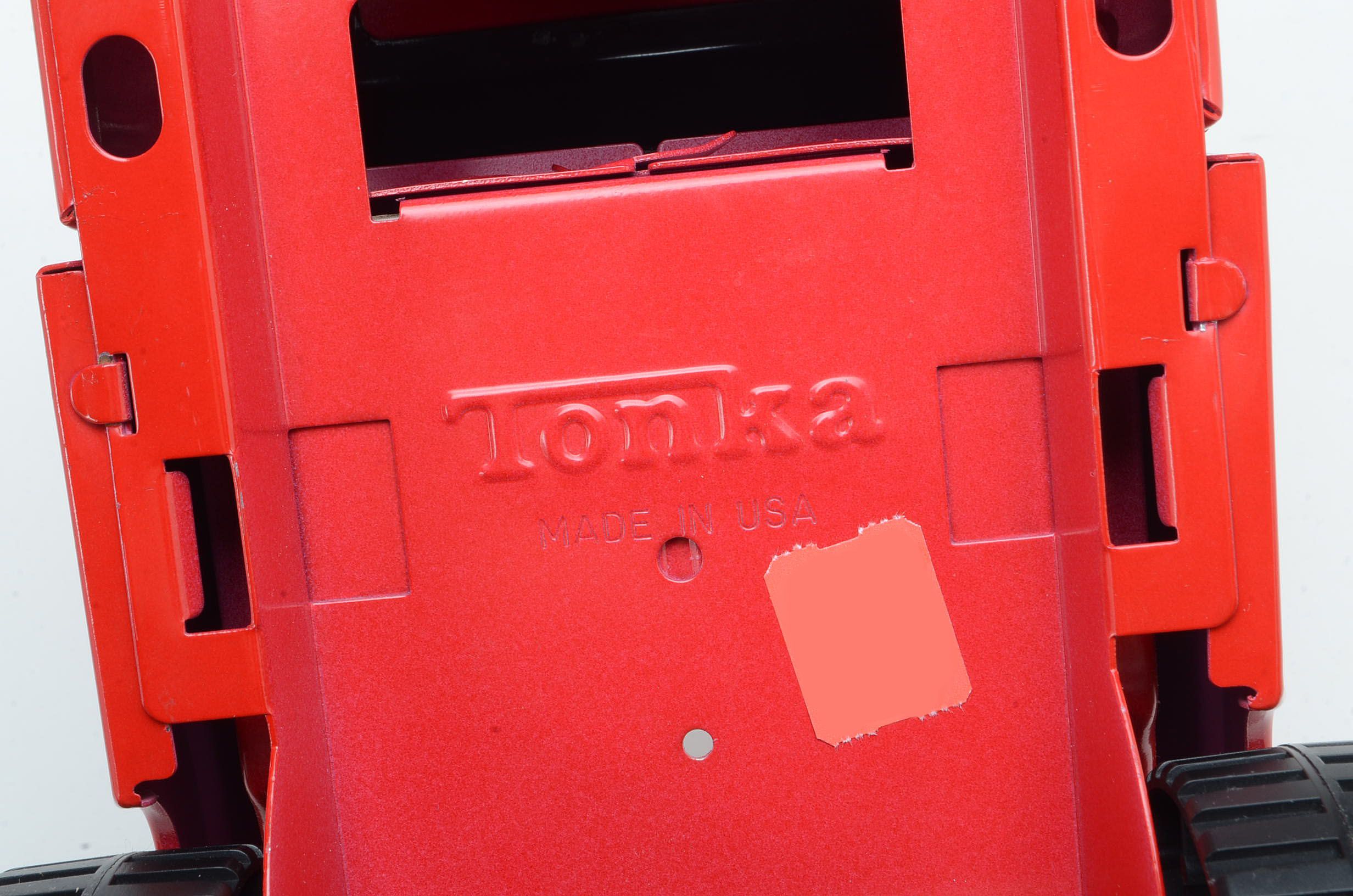 Vintage Metal Farm Vehicle Toys Including Tonka and Ertl