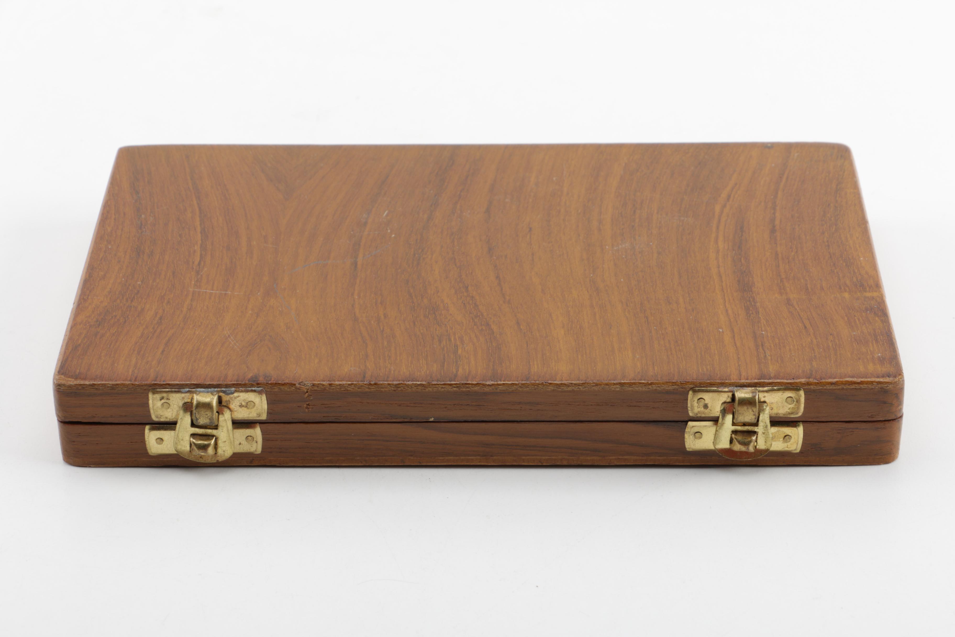 Metal Scale in Carrying Case