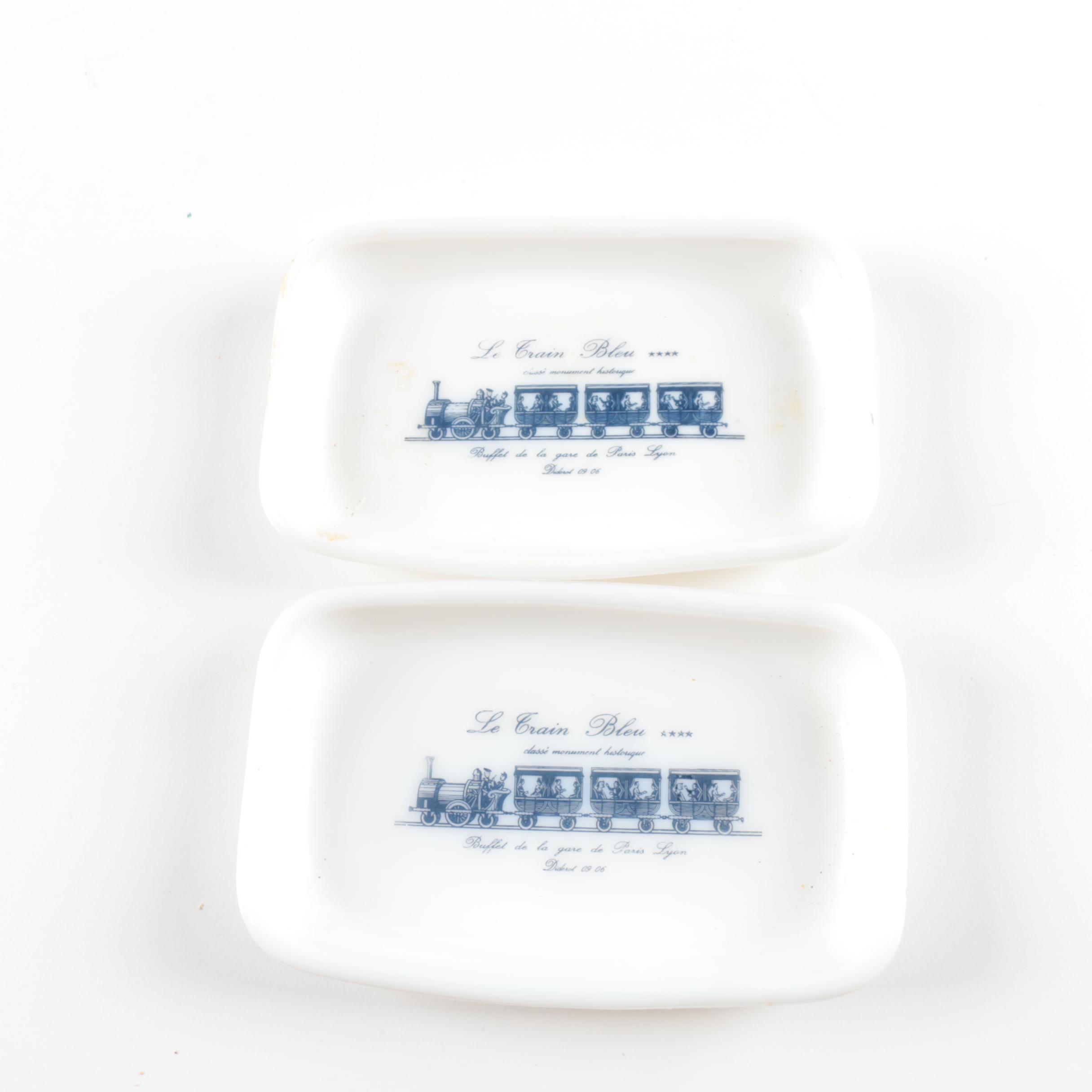 Porcelain and Glass Ash Receivers