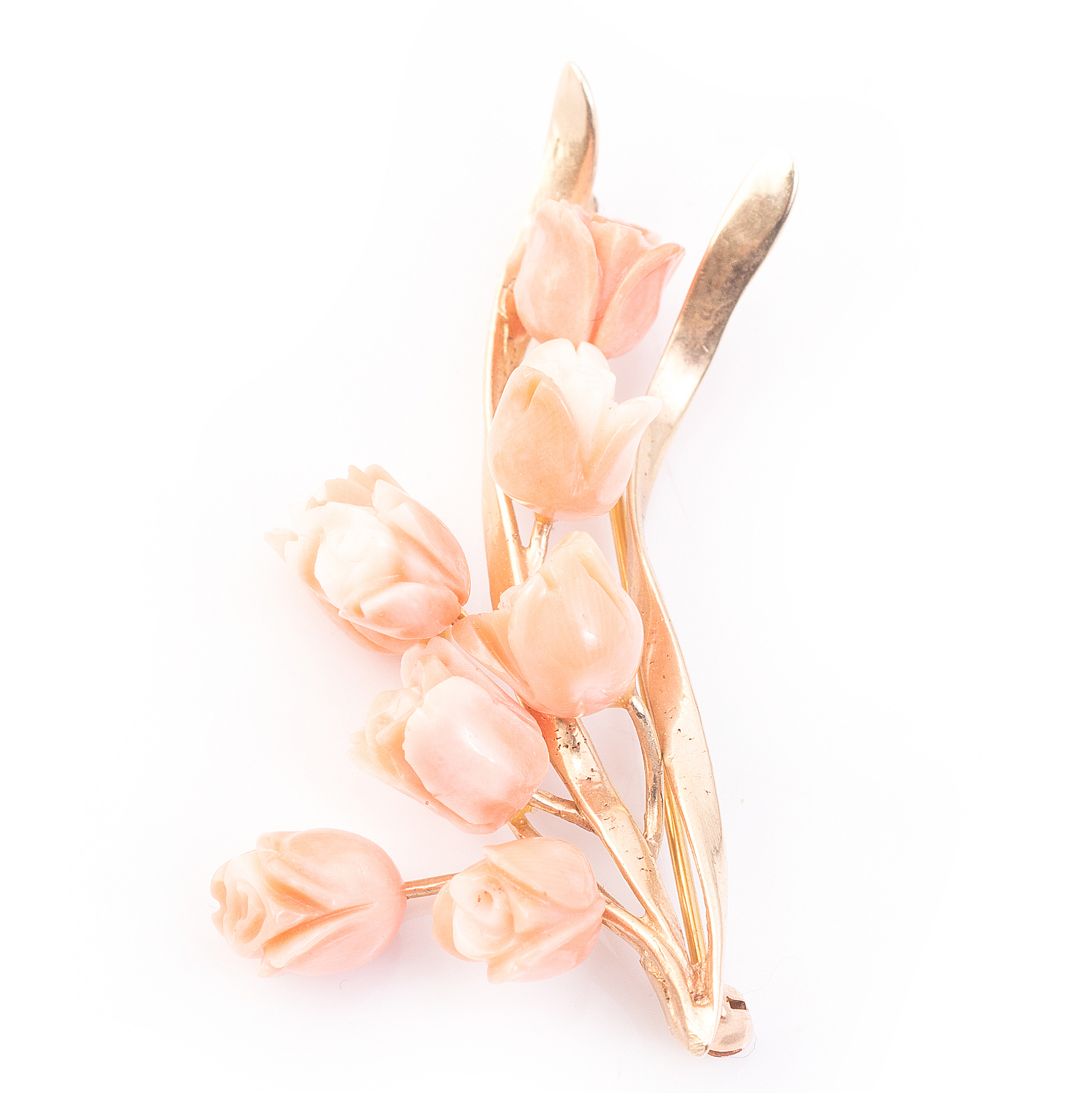 14K Yellow Gold and Carved Coral Floral Brooch