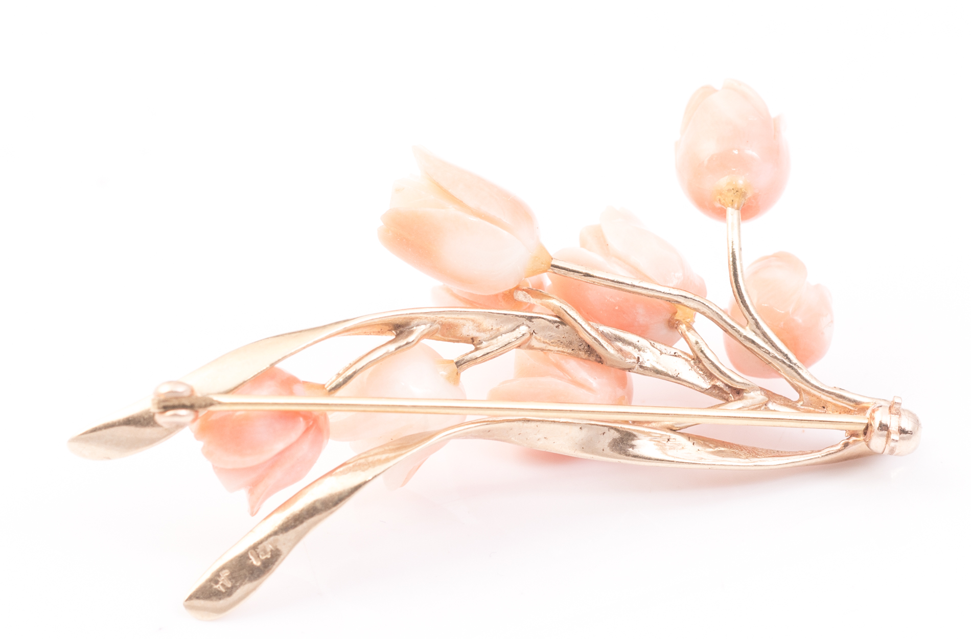 14K Yellow Gold and Carved Coral Floral Brooch