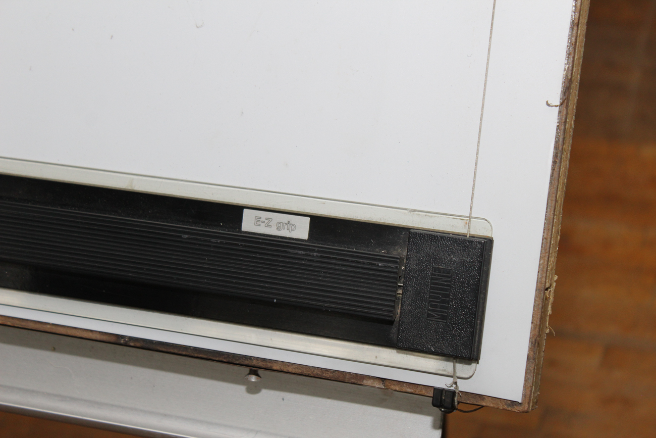 Mayline Adjustable Drafting Table