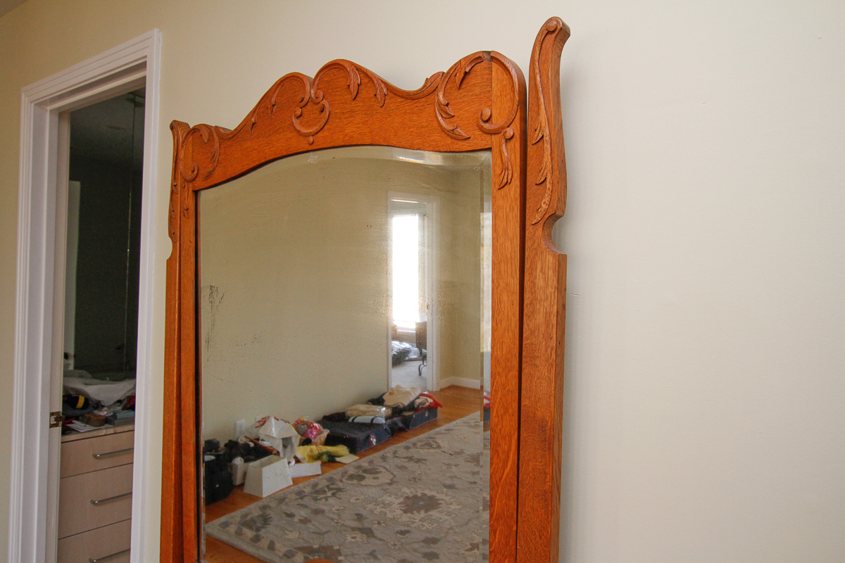 Vintage Victorian Style Oak Chest of Drawers with Mirror