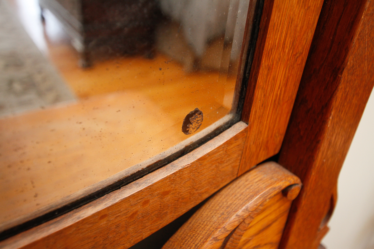 Vintage Victorian Style Oak Chest of Drawers with Mirror