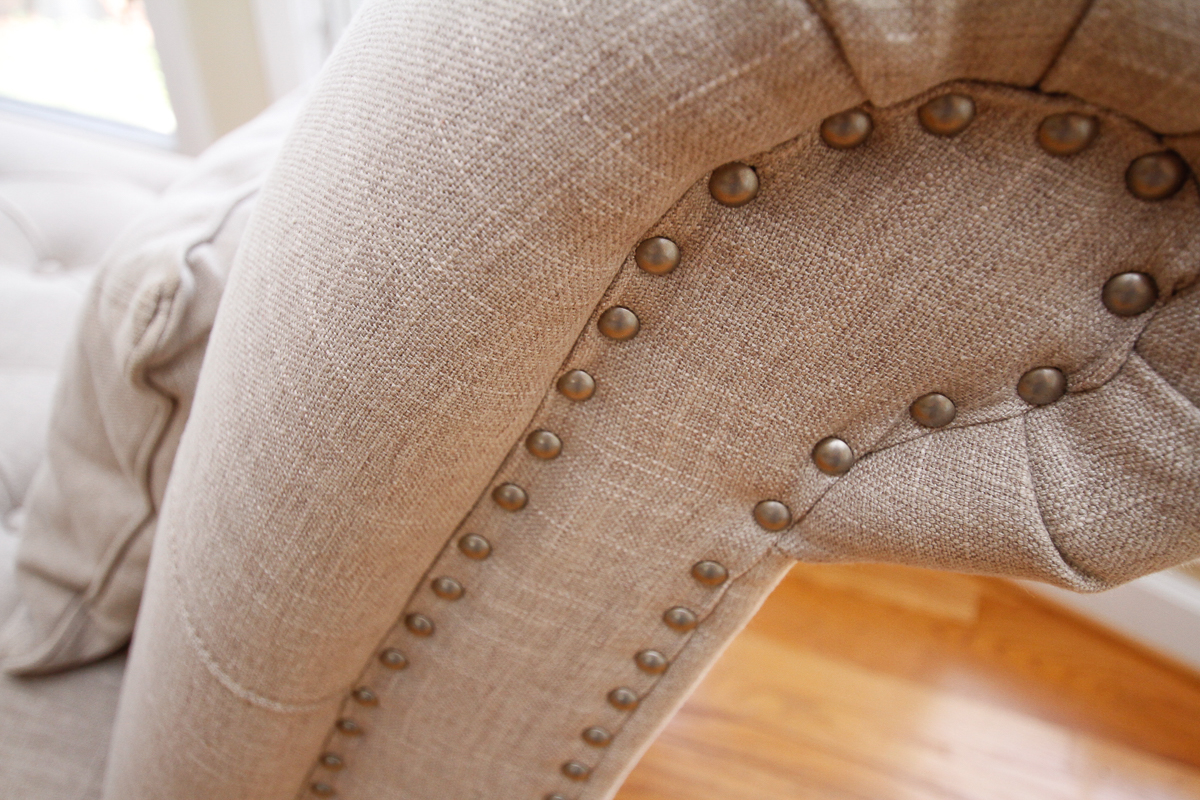 Contemporary Chaise Lounge