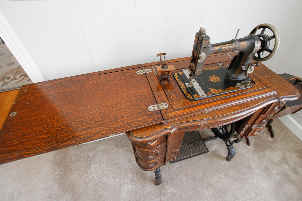 Antique Oak Sewing Table with White Sewing Machine