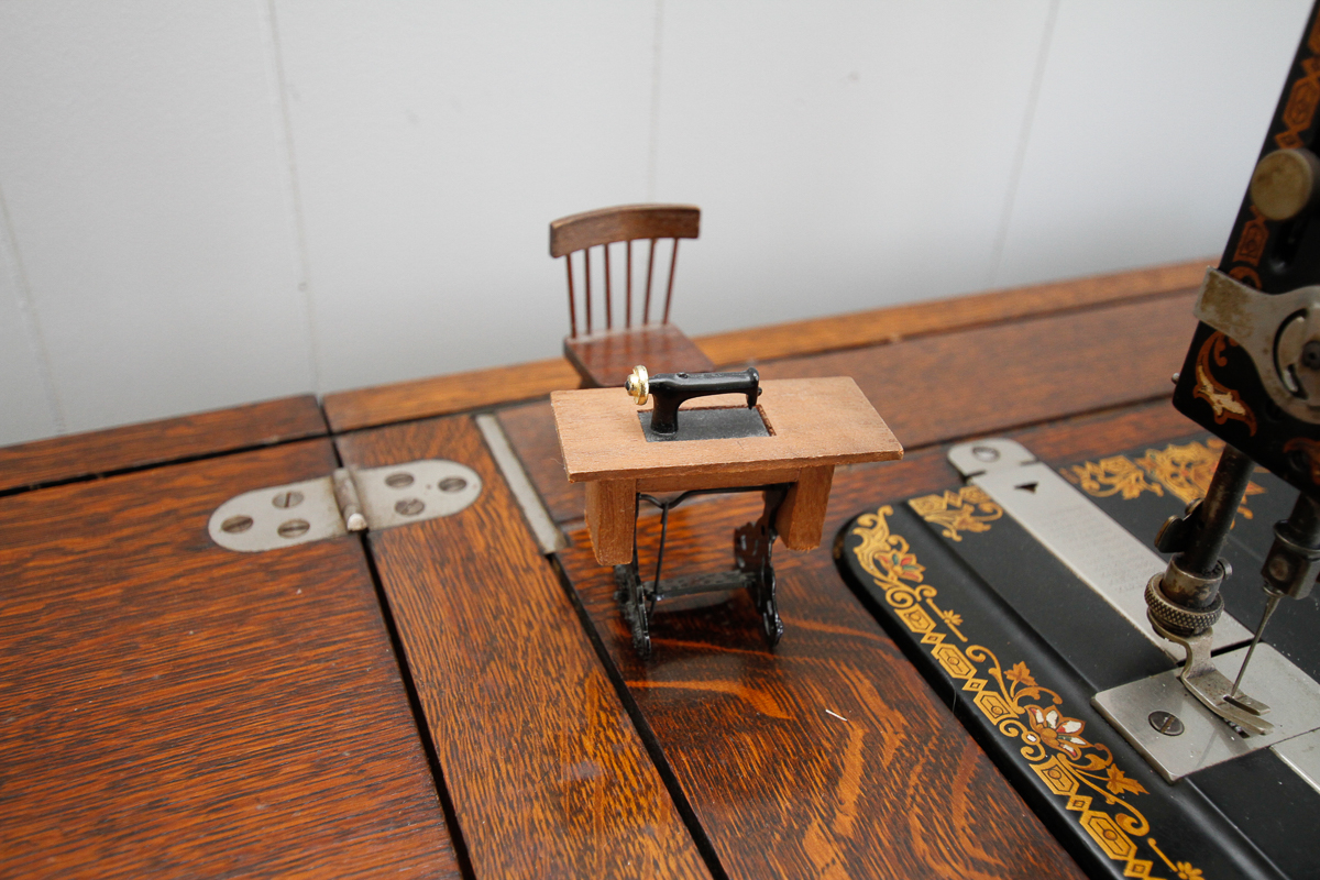 Antique Oak Sewing Table with White Sewing Machine