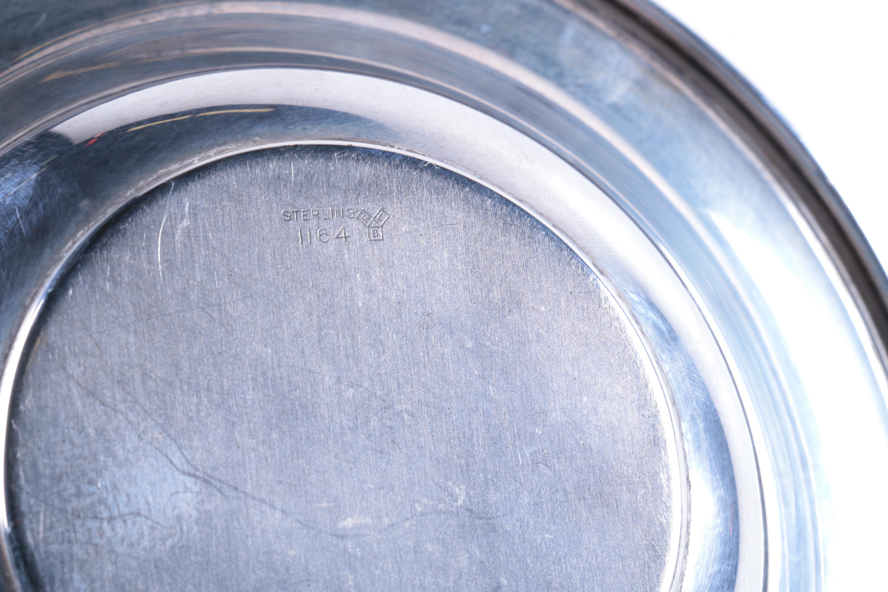 Lunt Silversmiths Foliate and Scrolled Chased Sterling Silver Nut Dish