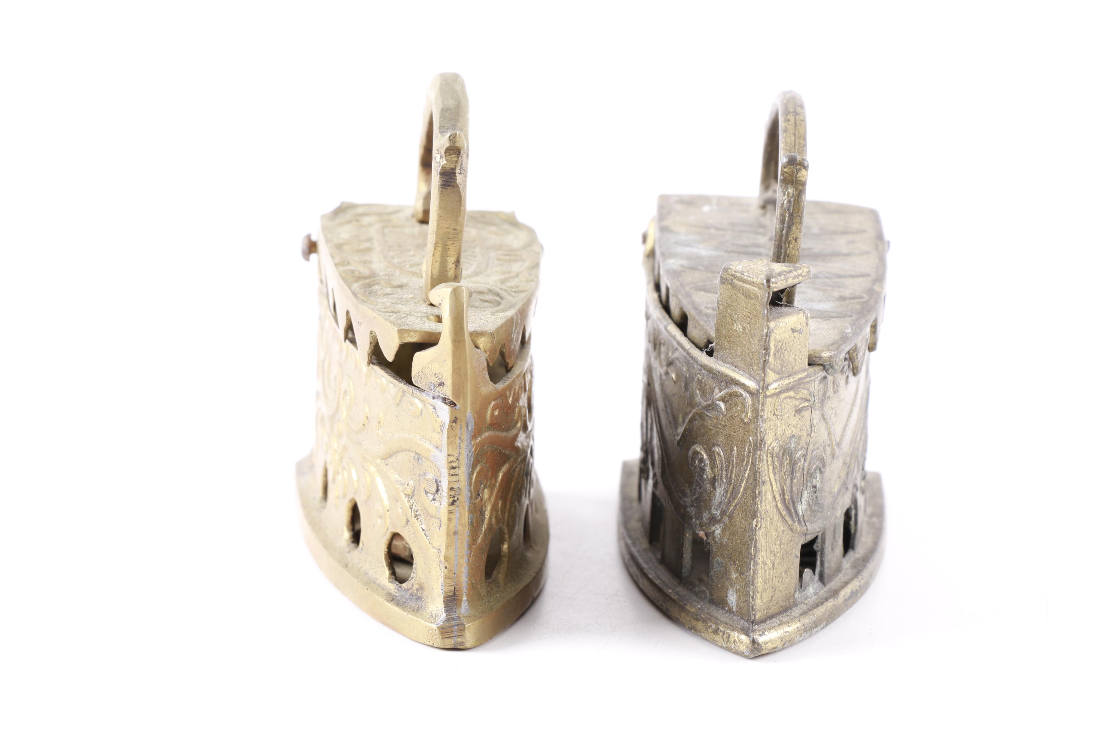 Vintage Sad  and Charcoal Irons