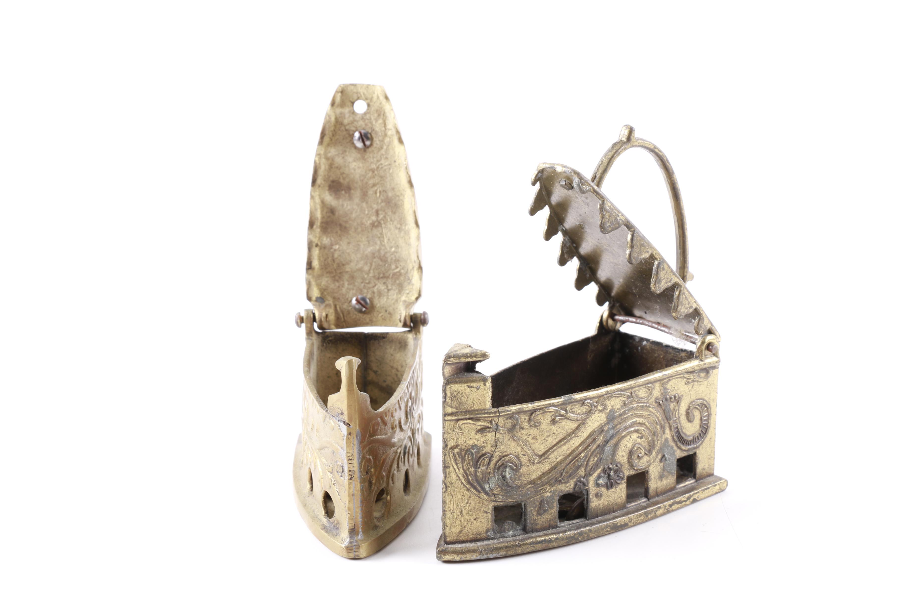 Vintage Sad  and Charcoal Irons