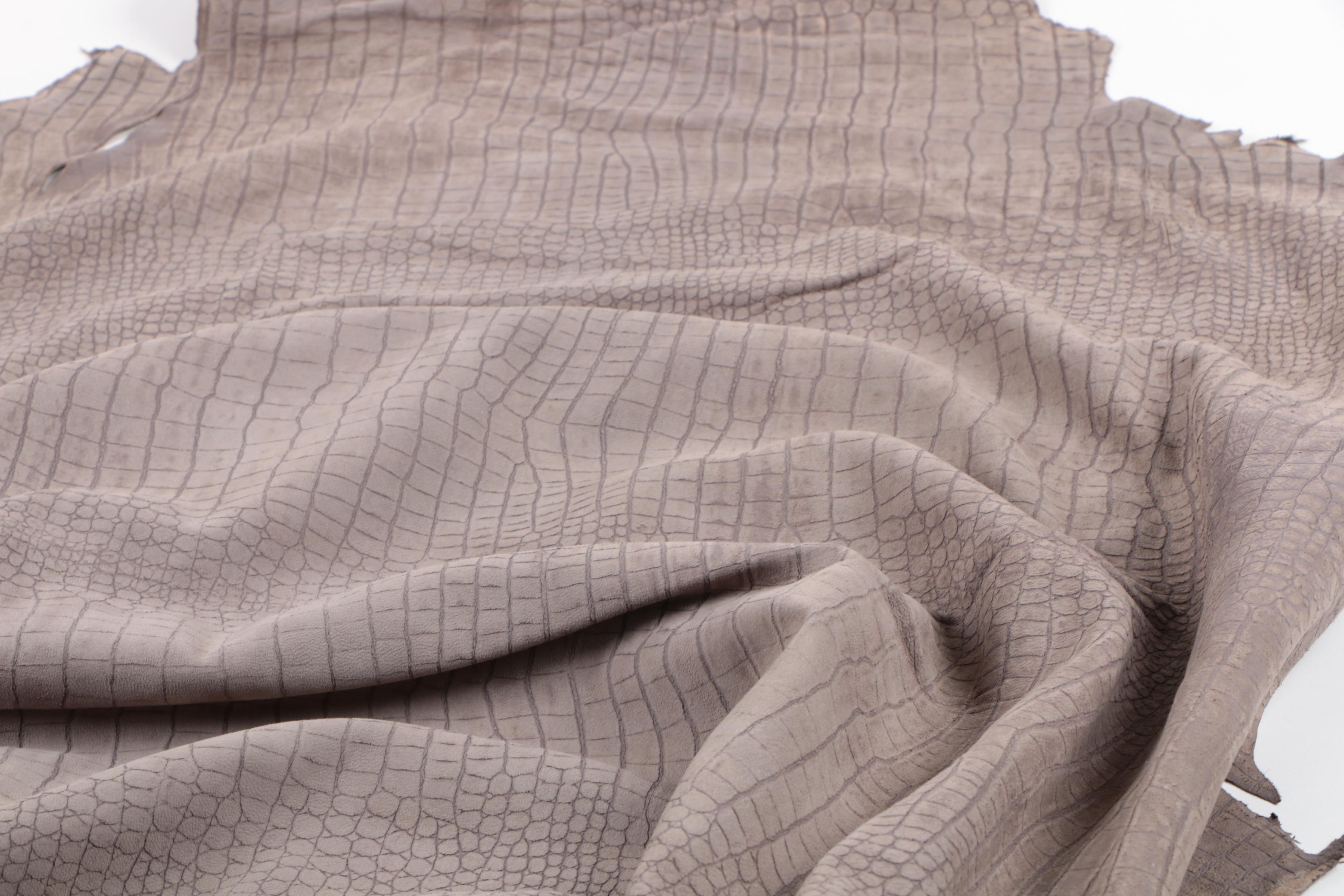 John Flynn & Sons Inc. Charcoal Grey Gator Leather