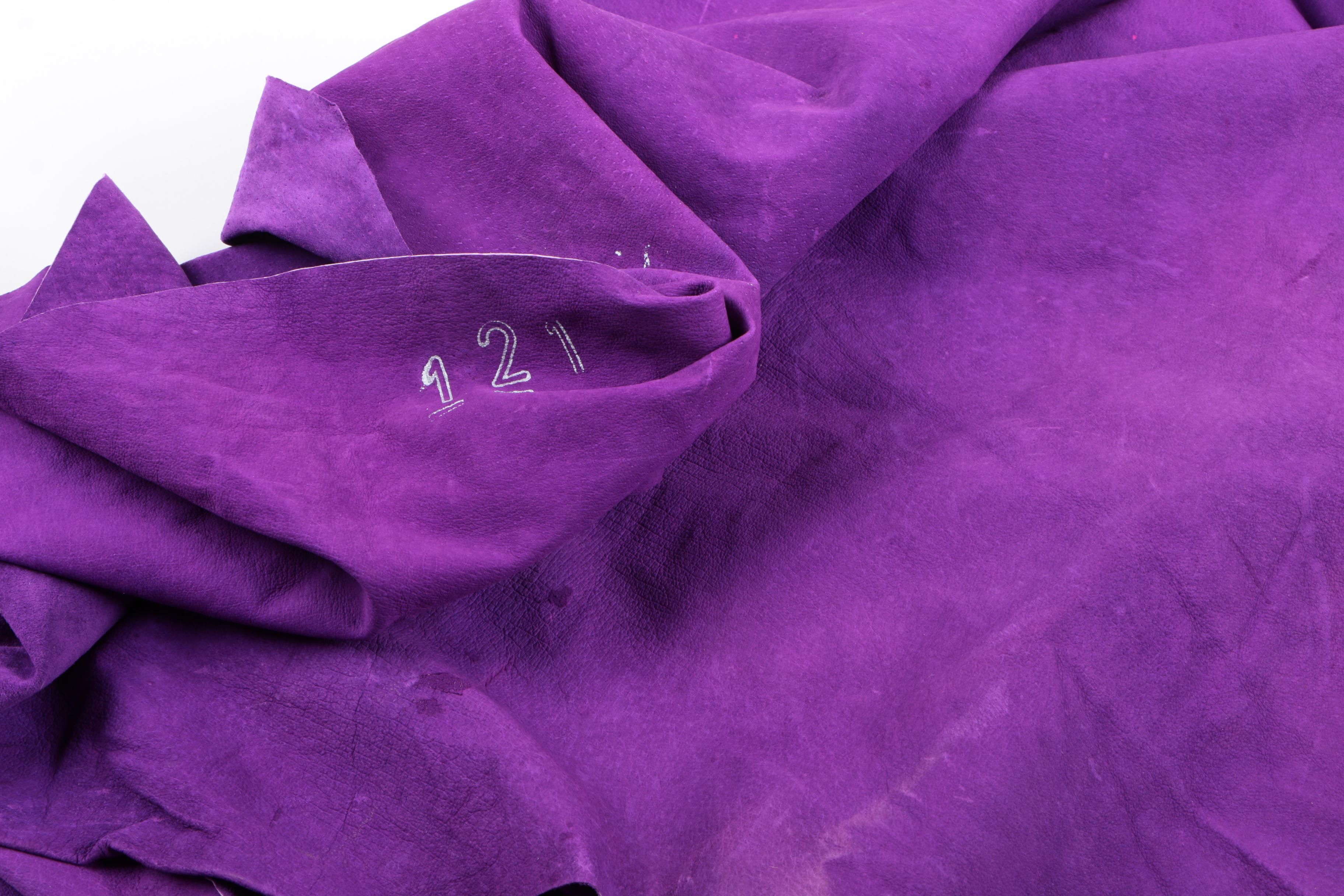 Assortment of Leather Remnants