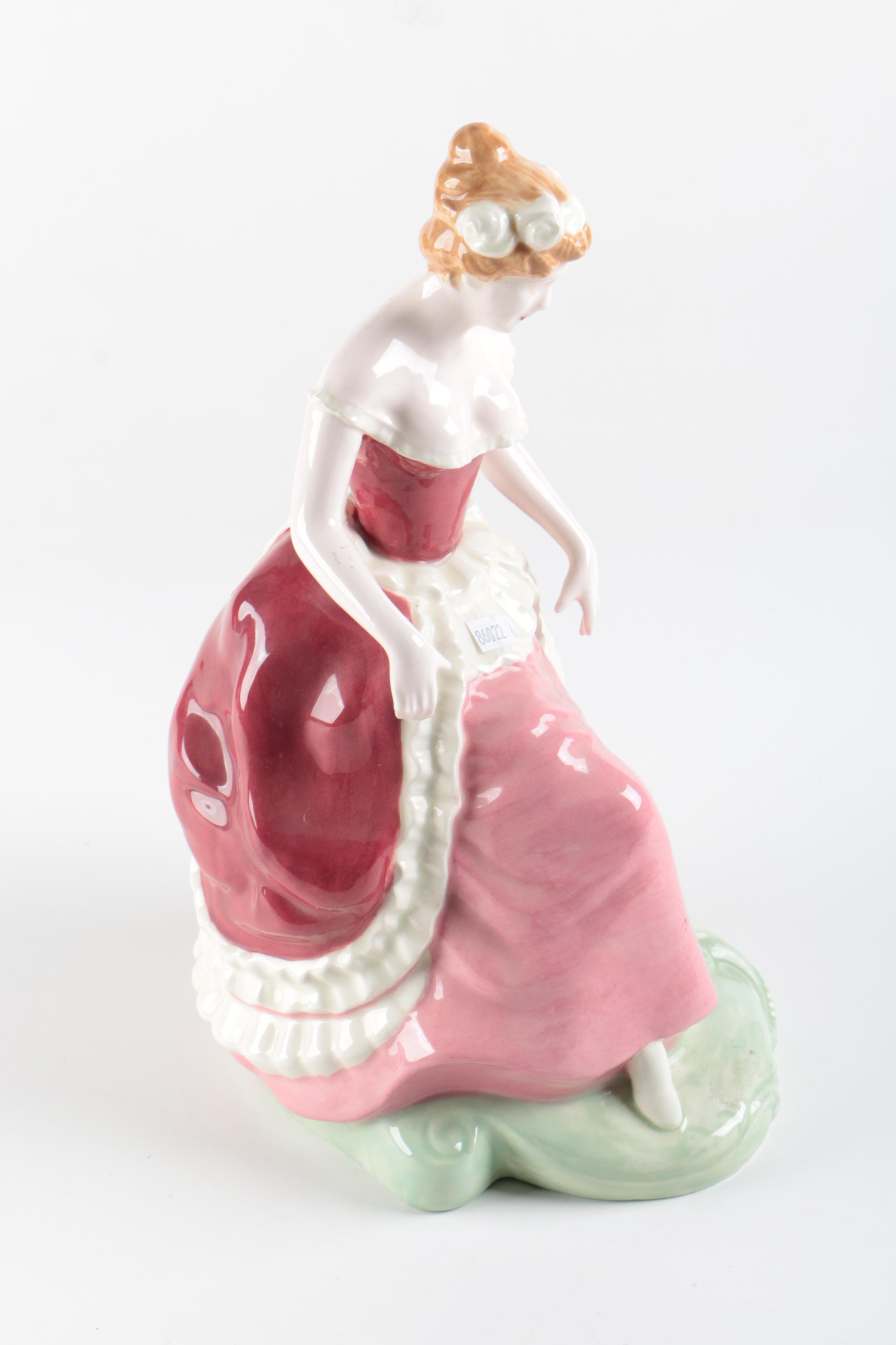 Vintage Newell's Ceramic Female Figurine