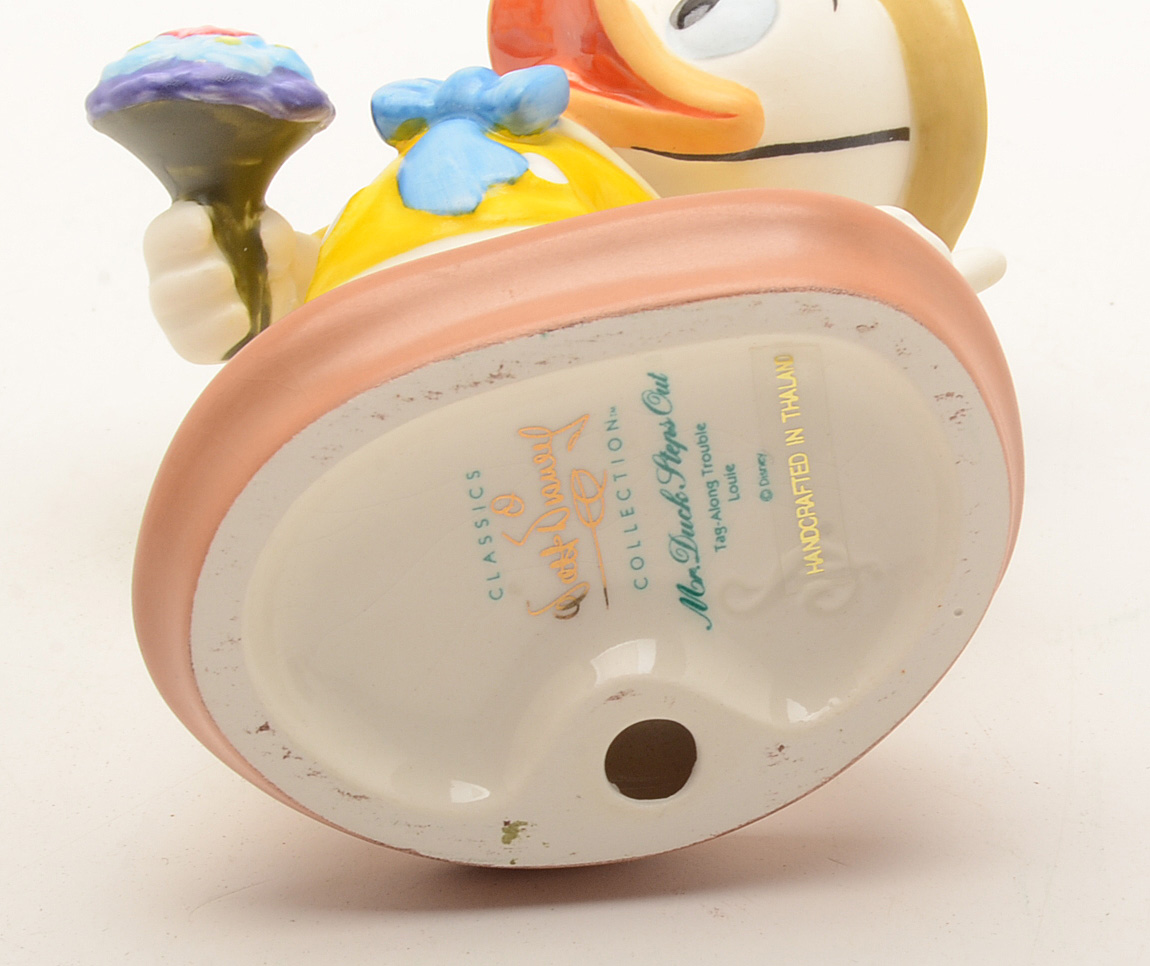 Walt Disney Collection "Mr Duck Steps Out" Figure