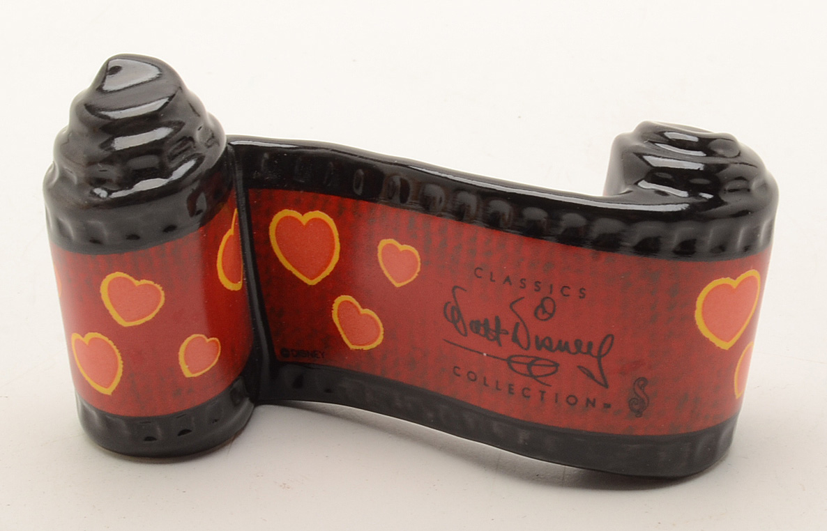 Walt Disney Collection "Mr Duck Steps Out" Figure