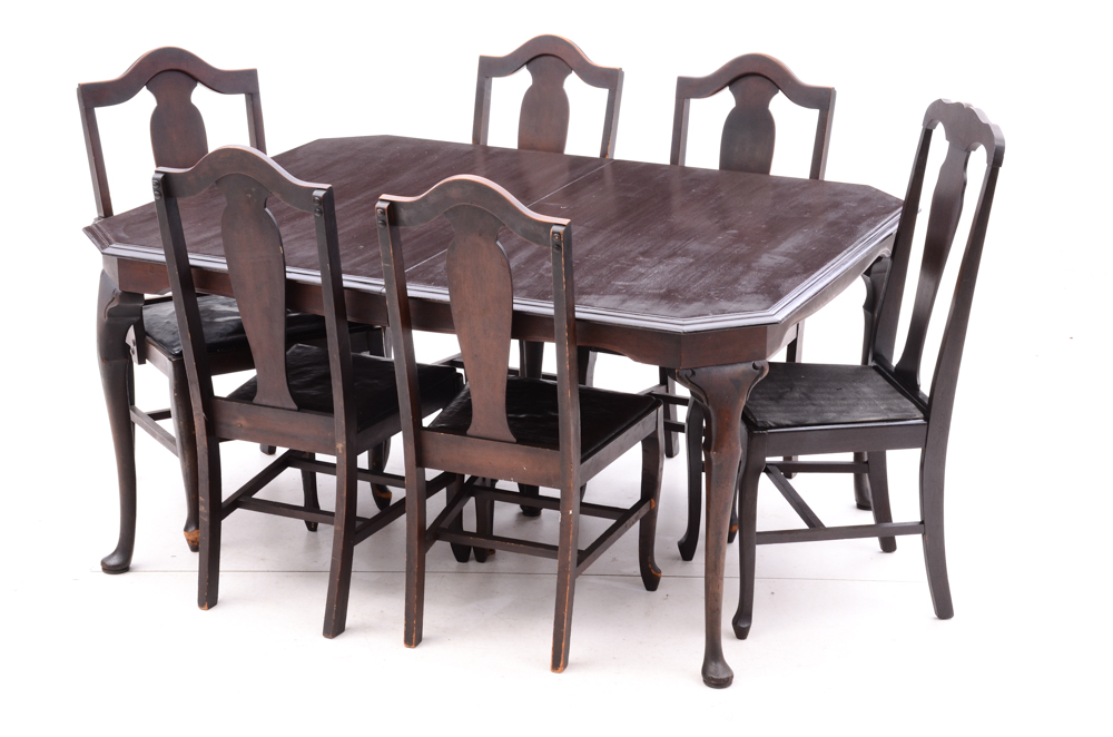 Vintage Queen Anne Dining Table