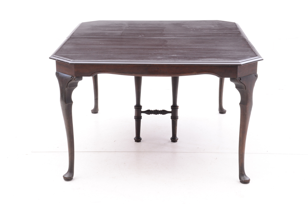 Vintage Queen Anne Dining Table