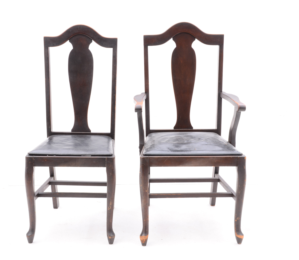 Vintage Queen Anne Dining Table