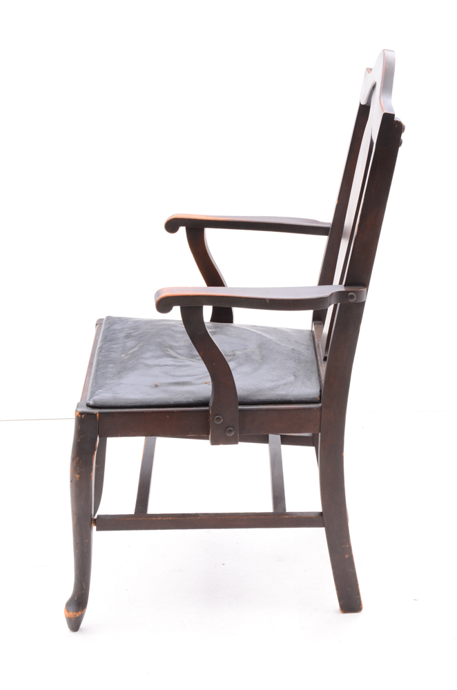 Vintage Queen Anne Dining Table