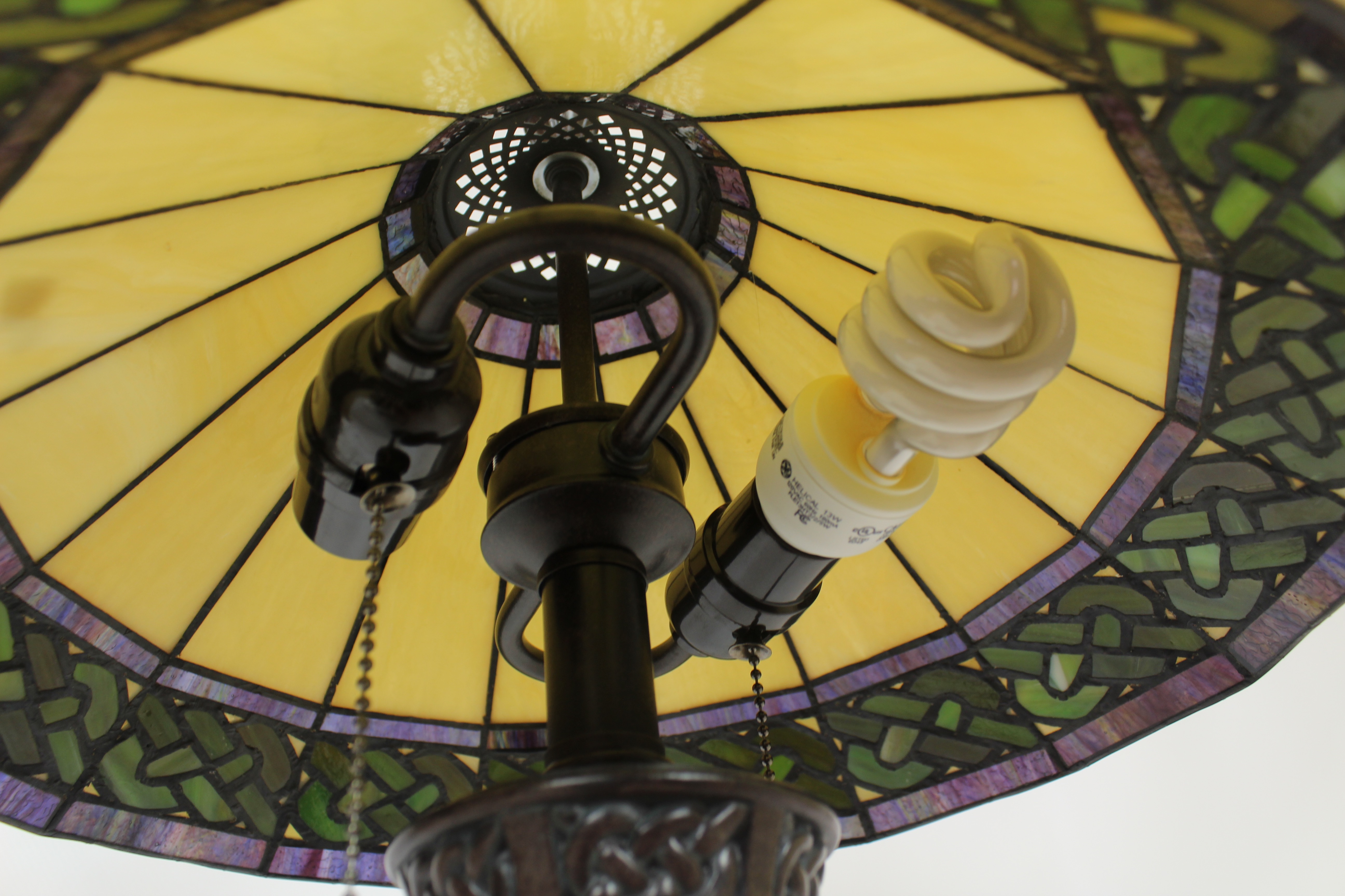 Matching Table and Floor Lamps With Tiffany Style Shades