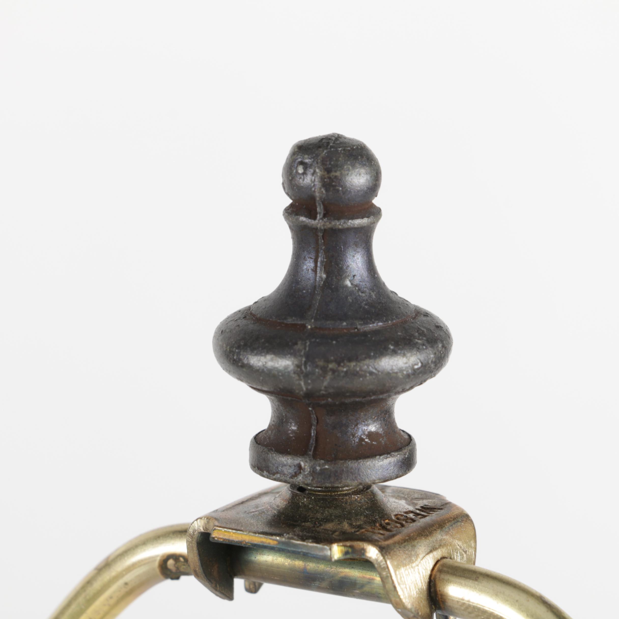 Tiffany-style Desk Lamp