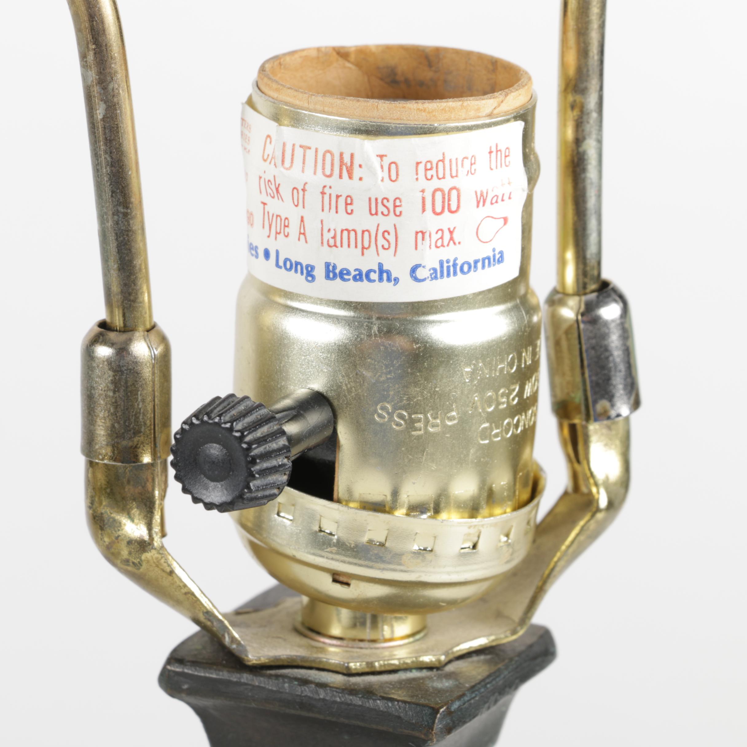 Tiffany-style Desk Lamp