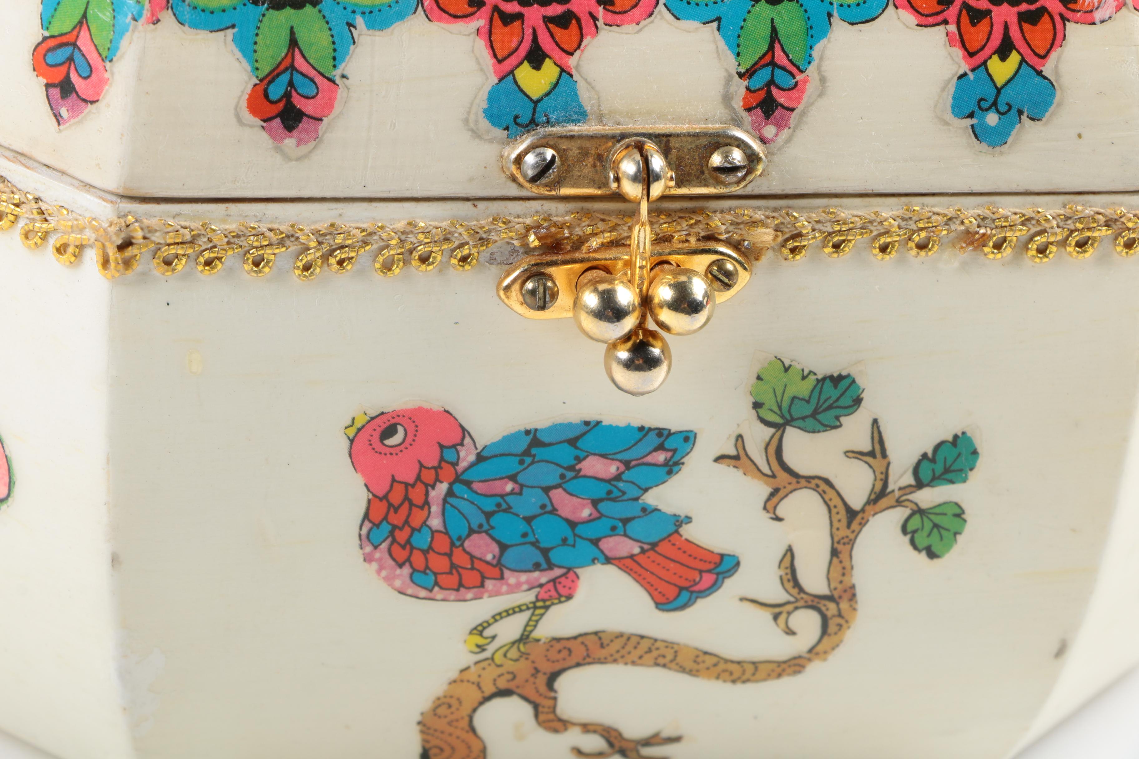 1970s Vintage Box Handbag