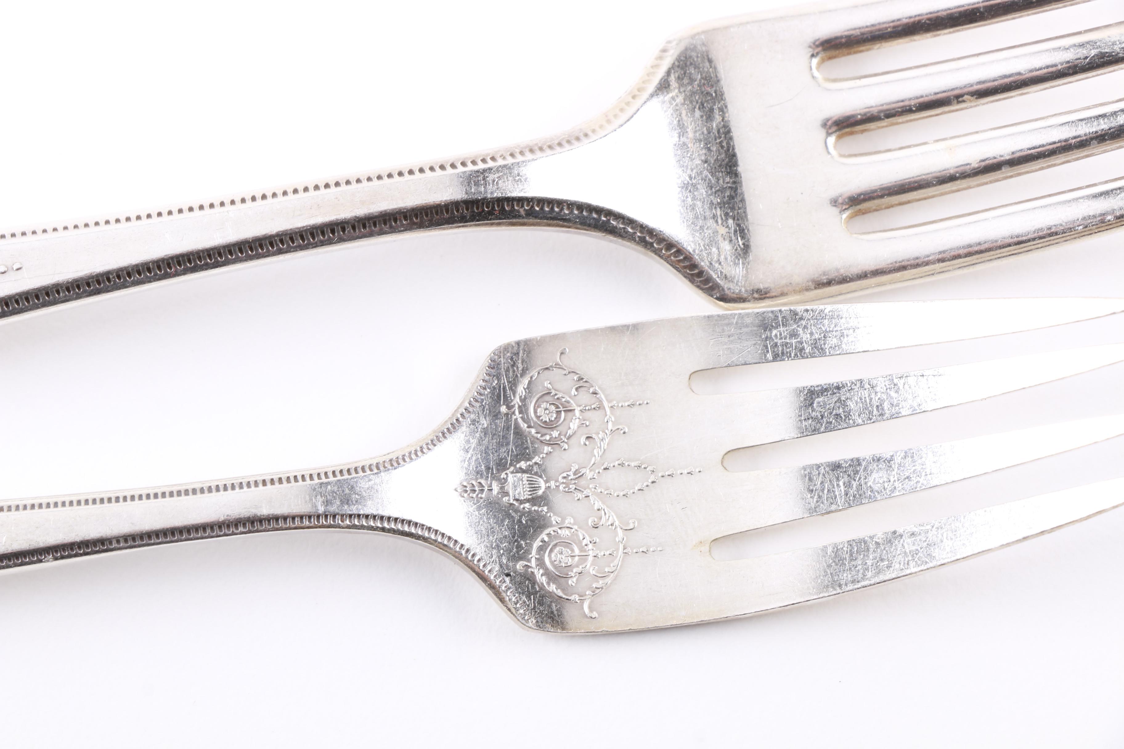 Oneida Community "Grosvenor" Silver-Plated Flatware