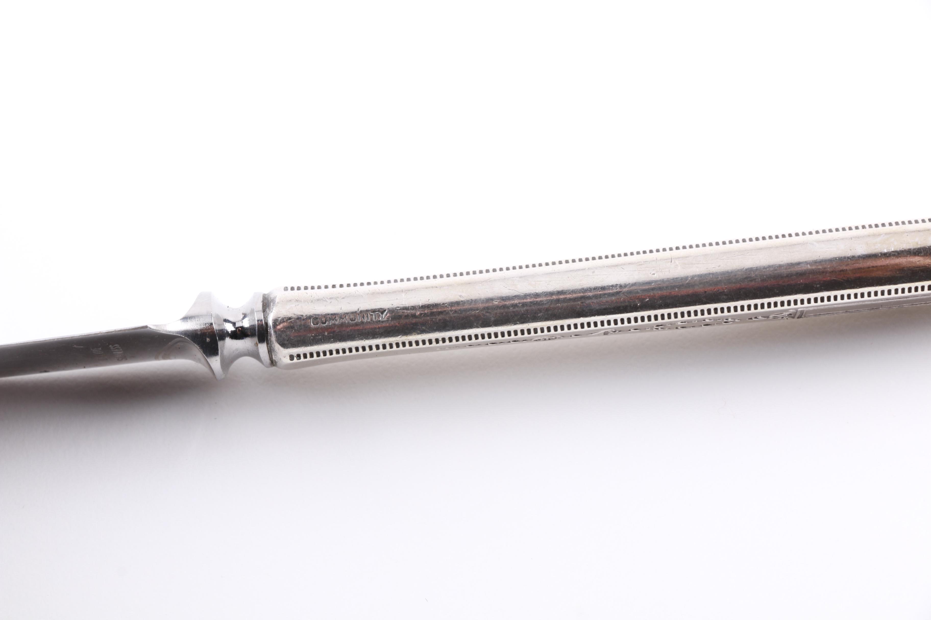 Oneida Community "Grosvenor" Silver-Plated Flatware