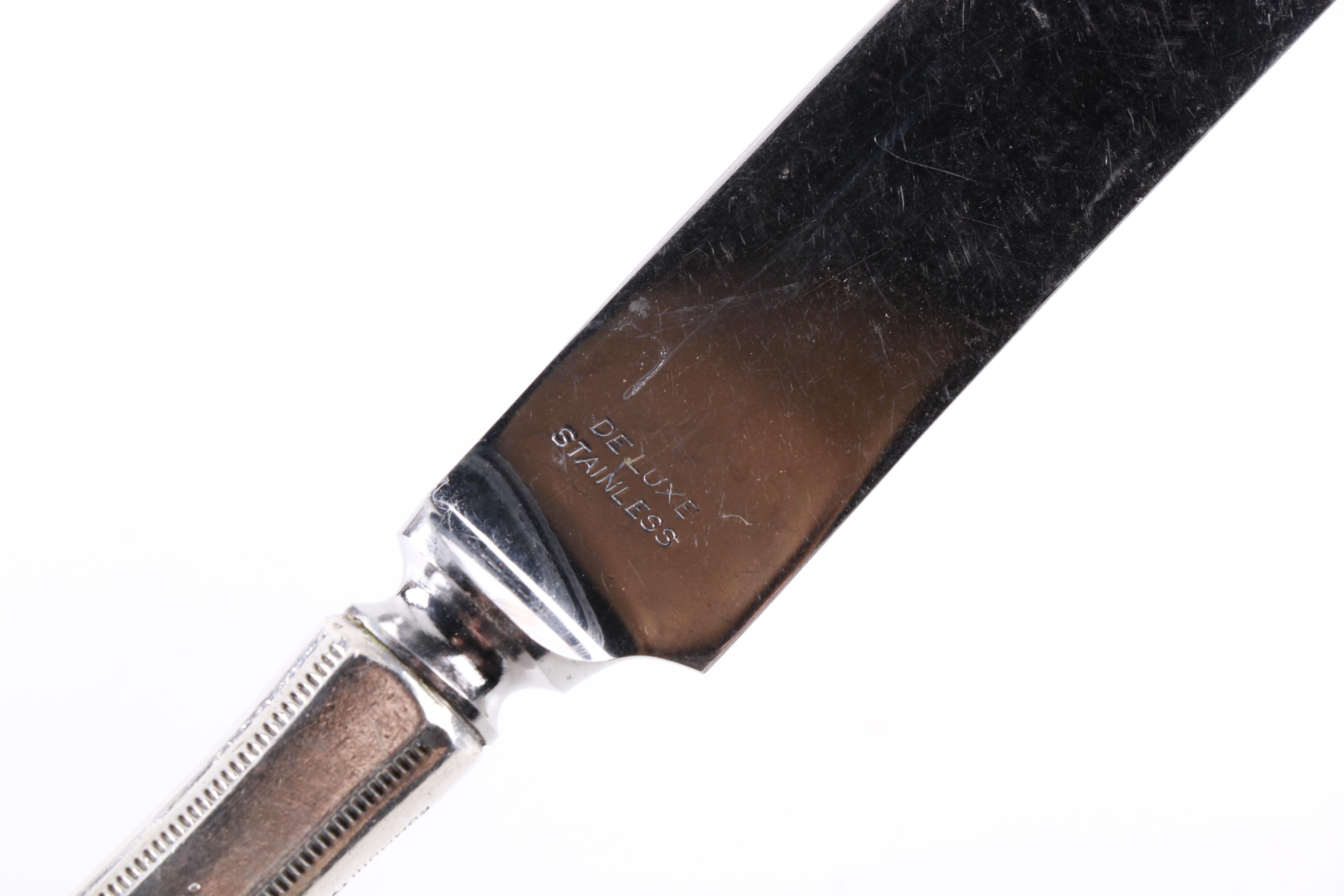 Oneida Community "Grosvenor" Silver-Plated Flatware