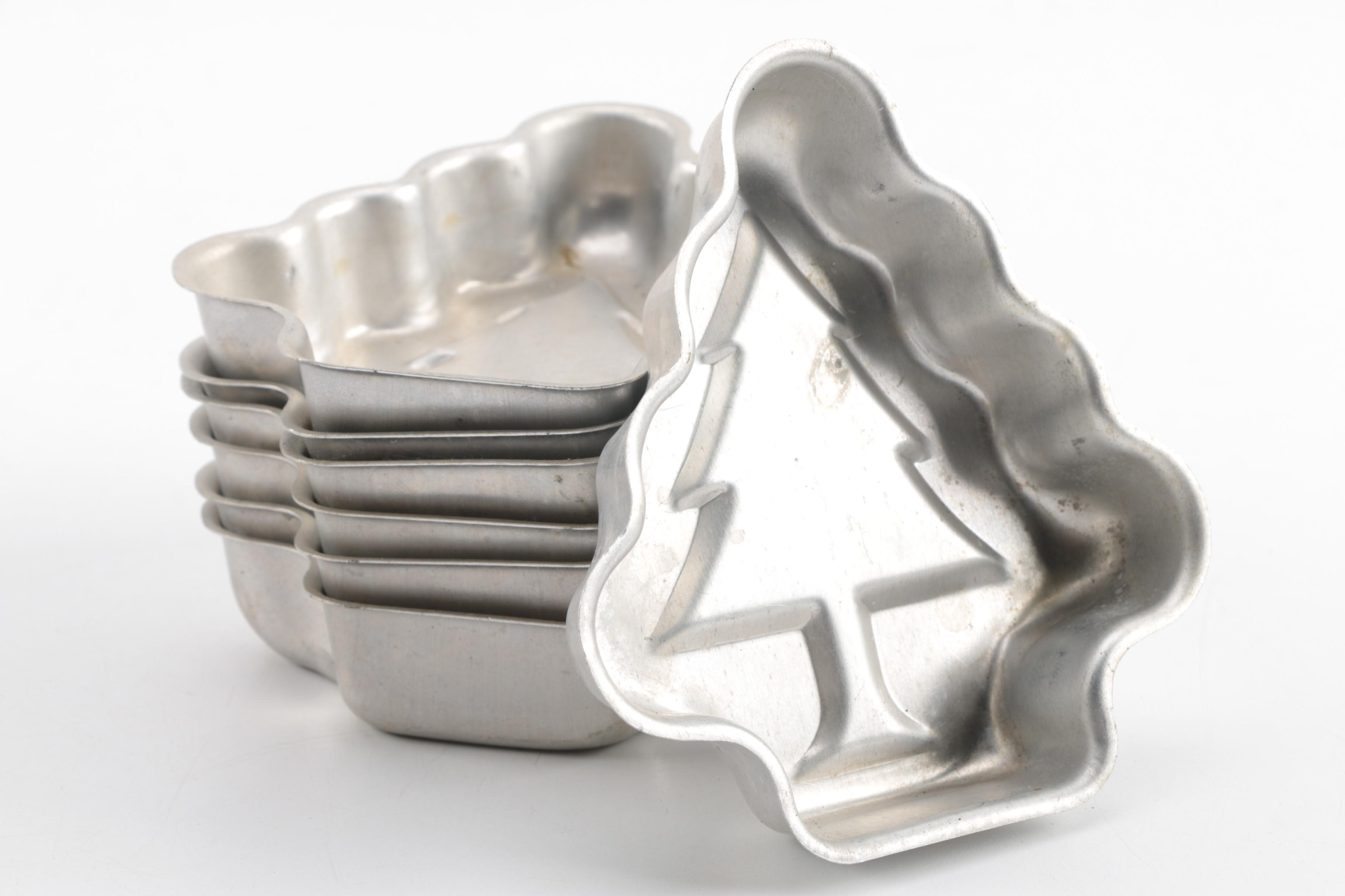 Metal Gelatin and Pie Molds