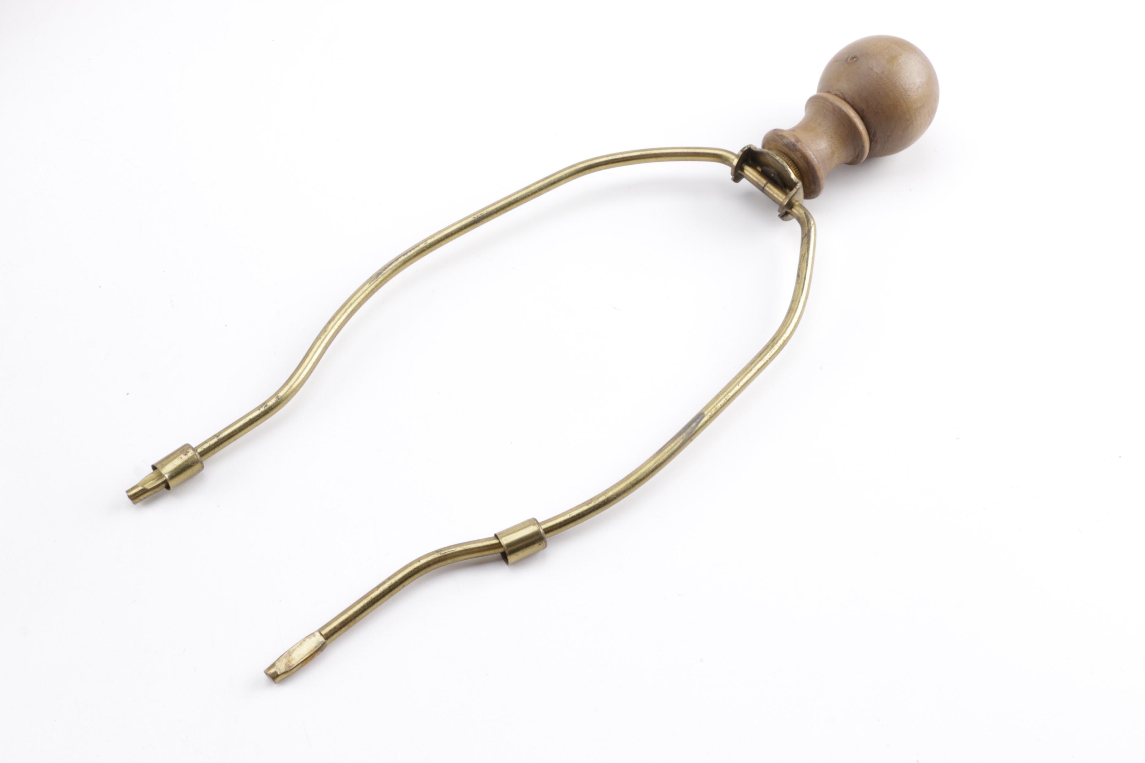 Vintage Italian Metal Floral Toleware Table Lamp On Wooden Base