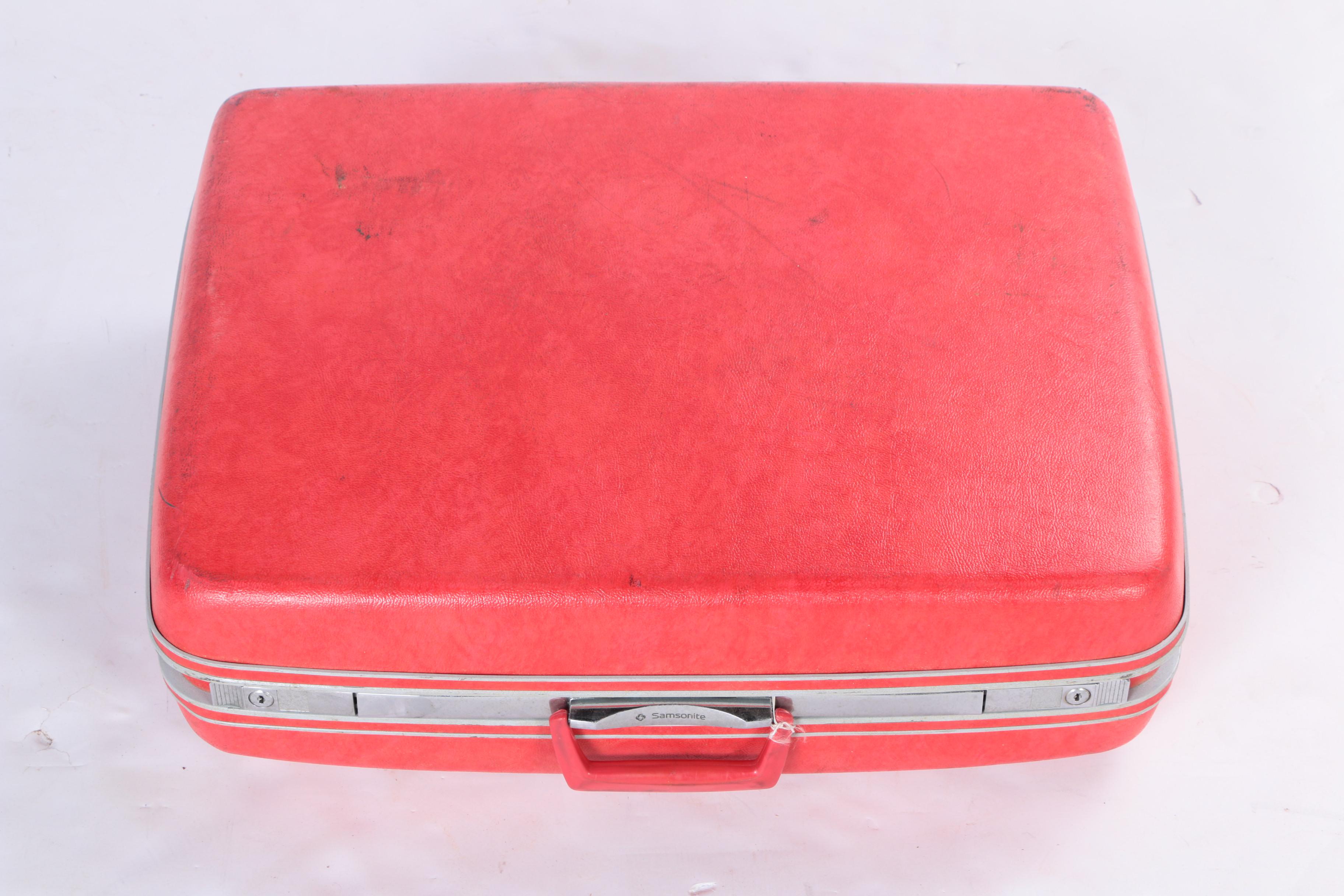 Vintage Samsonite Red Luggage Set