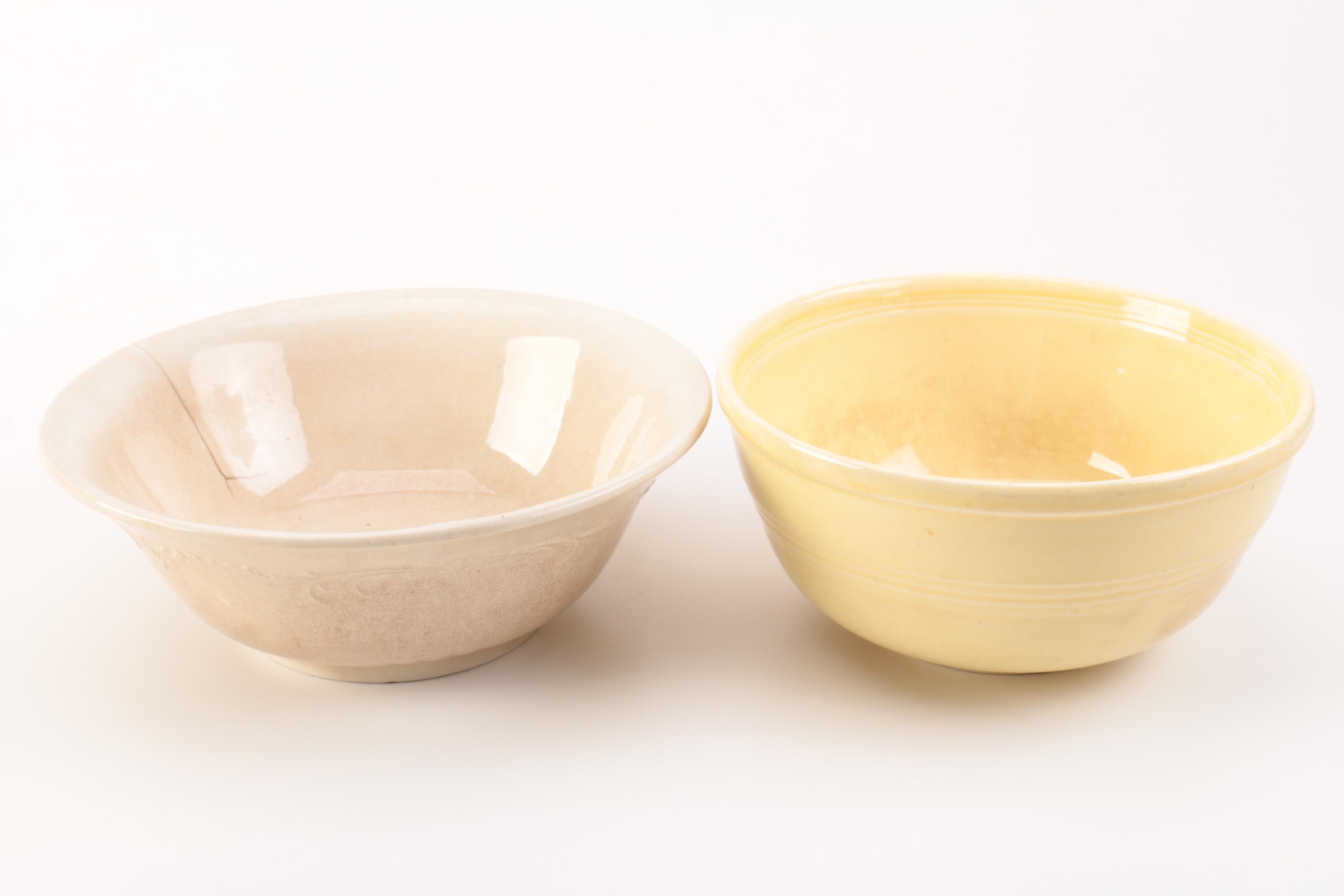 Sevilla Pottery Mixing Bowls and Metal Utensil Storage Tray