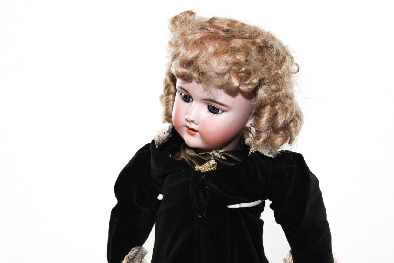 Heubach, Walkure, and Handwerk Porcelain Dolls