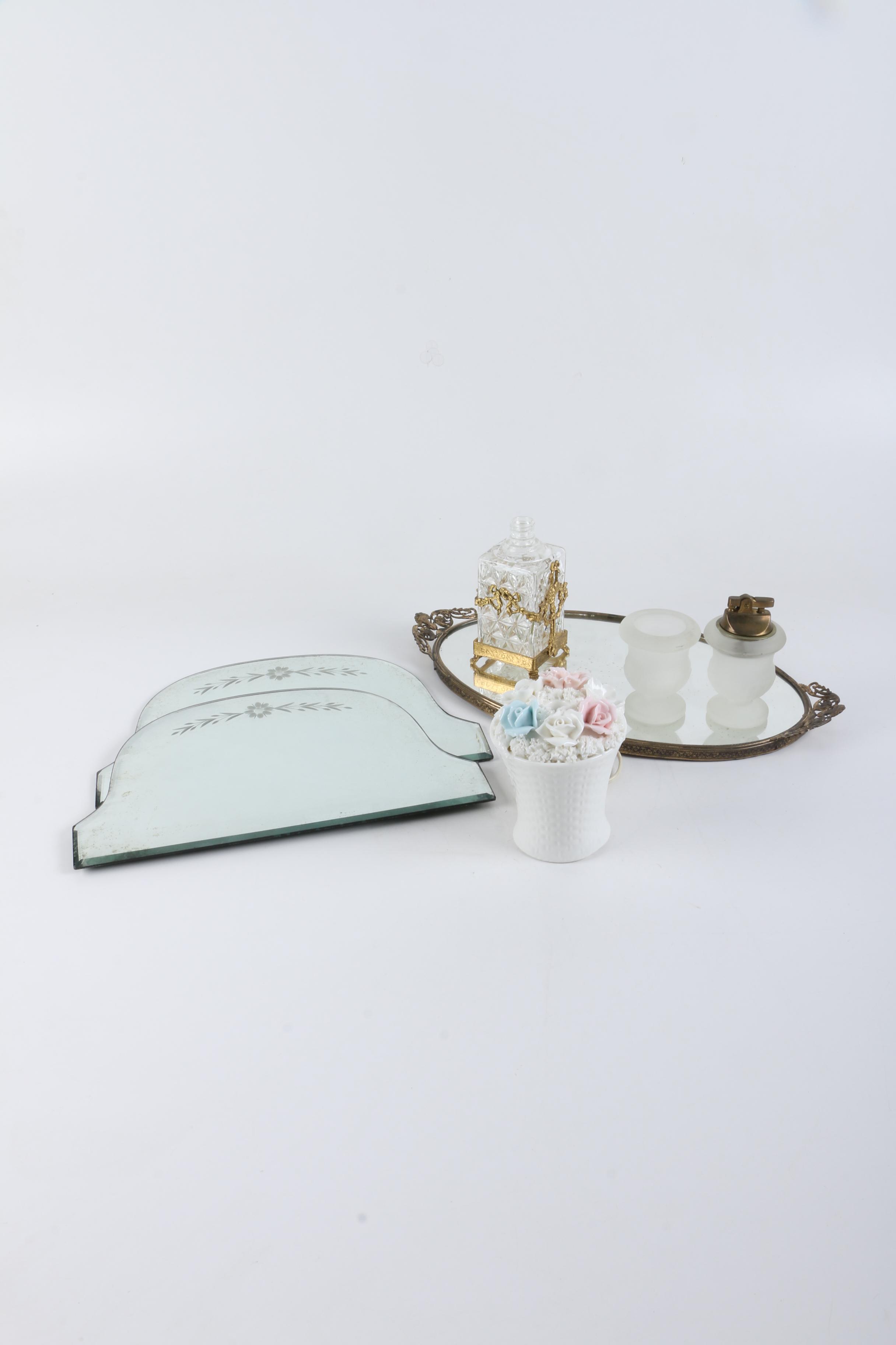 Vintage Vanity Decor