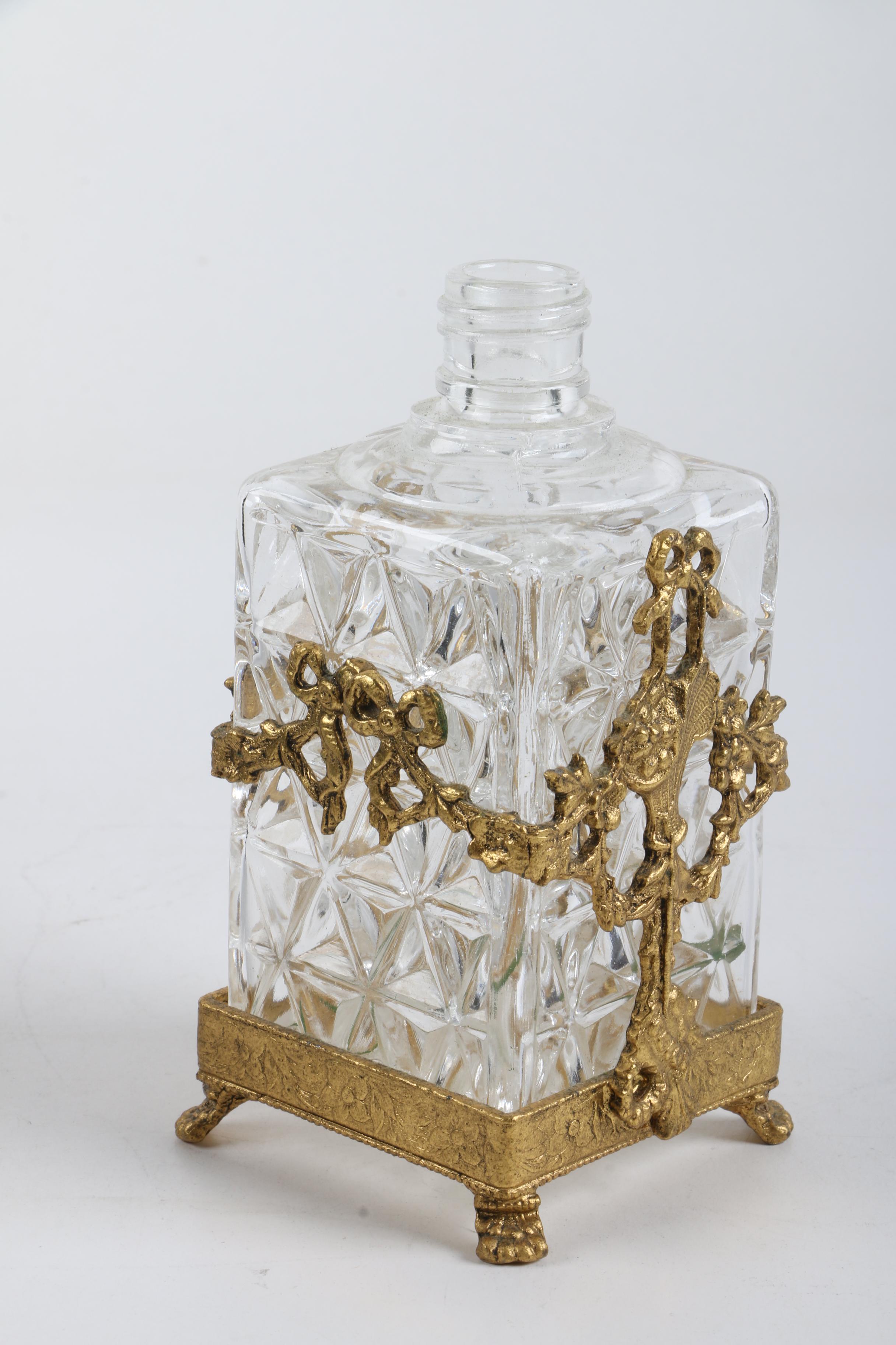 Vintage Vanity Decor