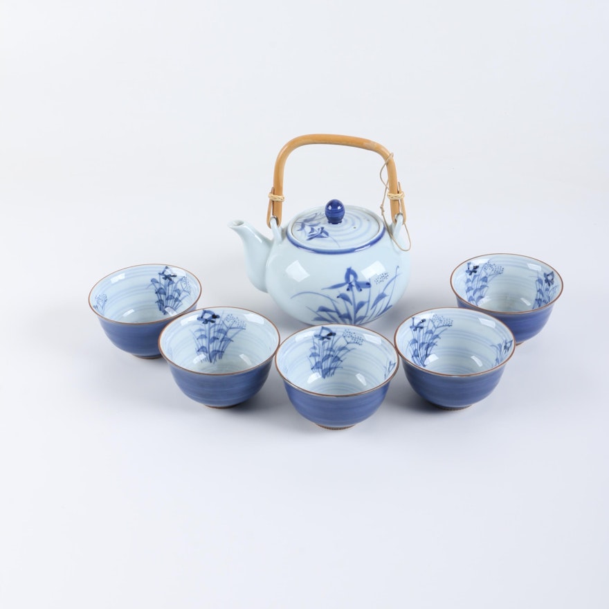 East Asian Porcelain Teapot and Tea Bowls