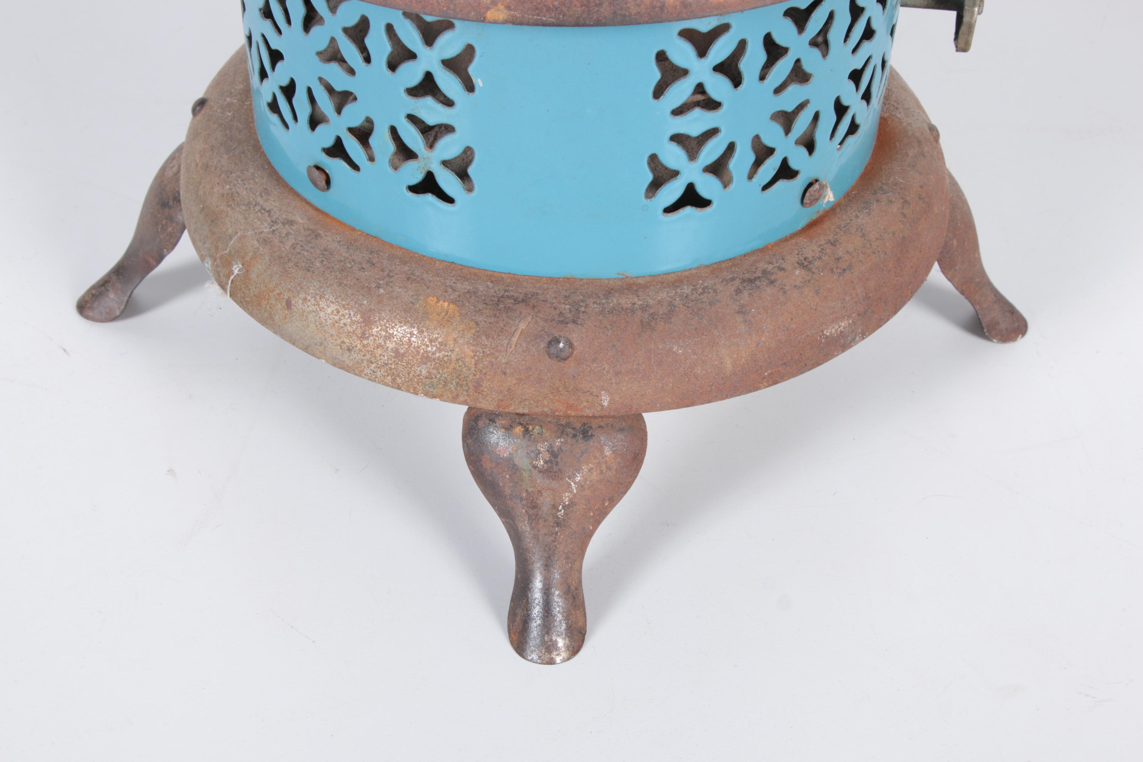 Vintage Perfection Oil Heater