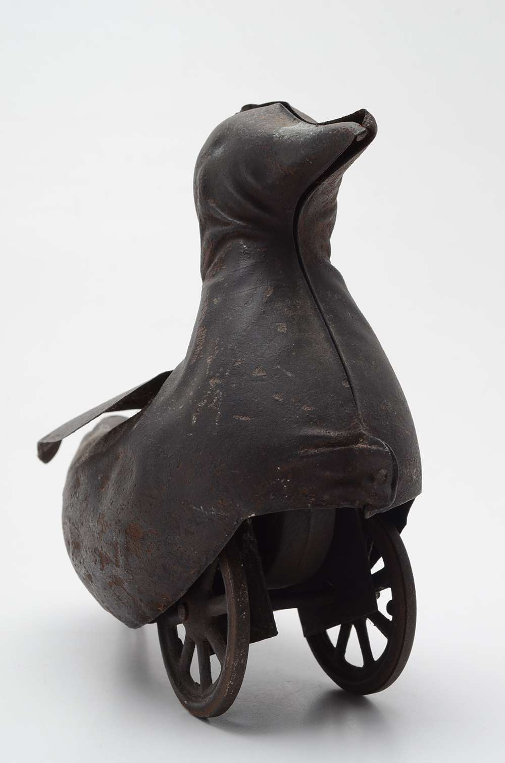 Antique Style Metal Duck Pull Toy