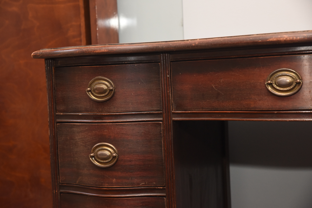 Vintage Mahogany Knee-Hole Desk