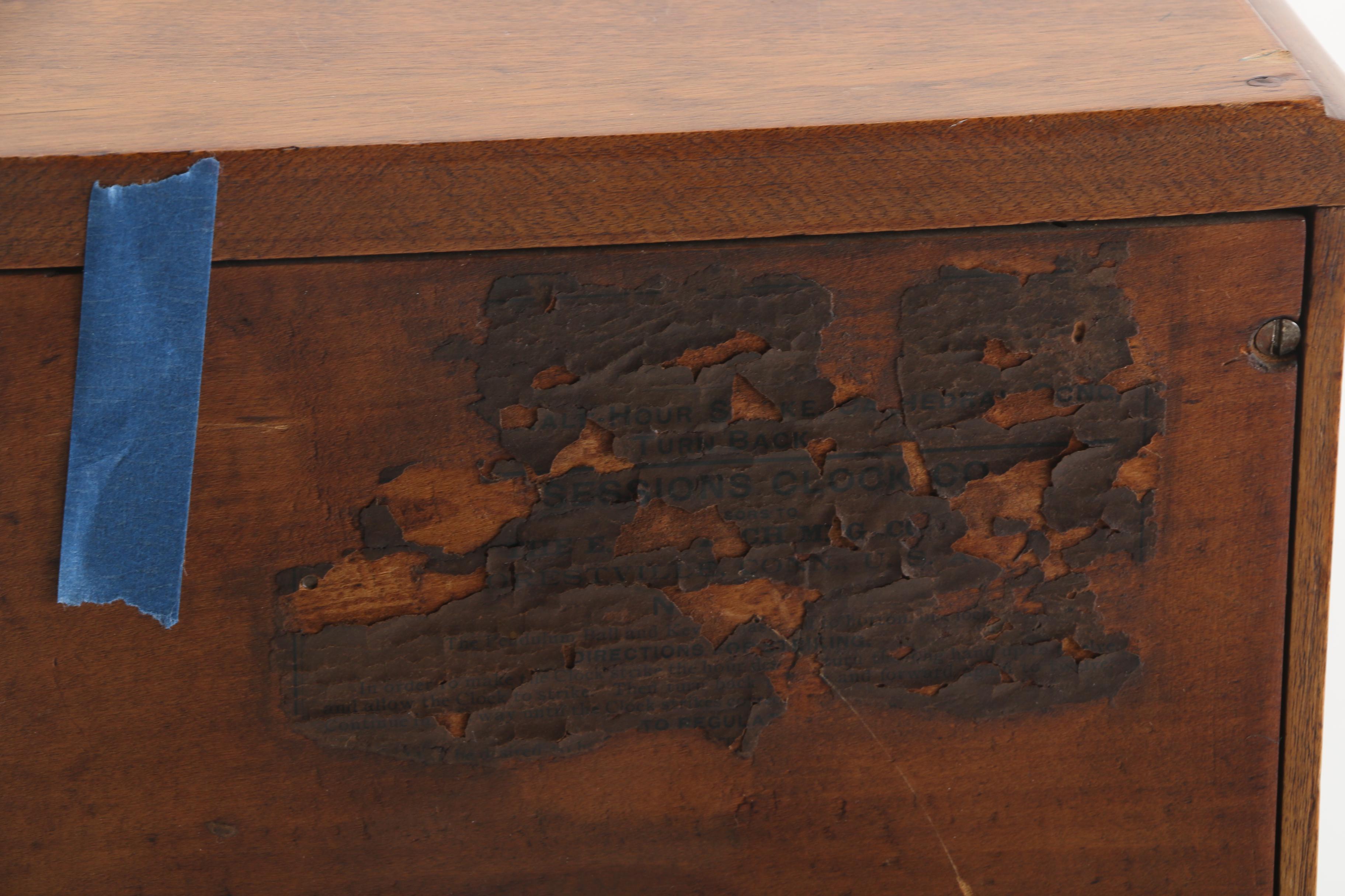 Vintage Sessions Pillar Style Mantel Clock